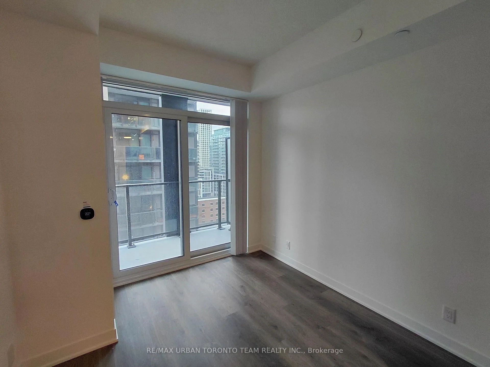 Photo 7 of Unit 1615, 180 Front Street E, Toronto, Moss Park — HOMEH