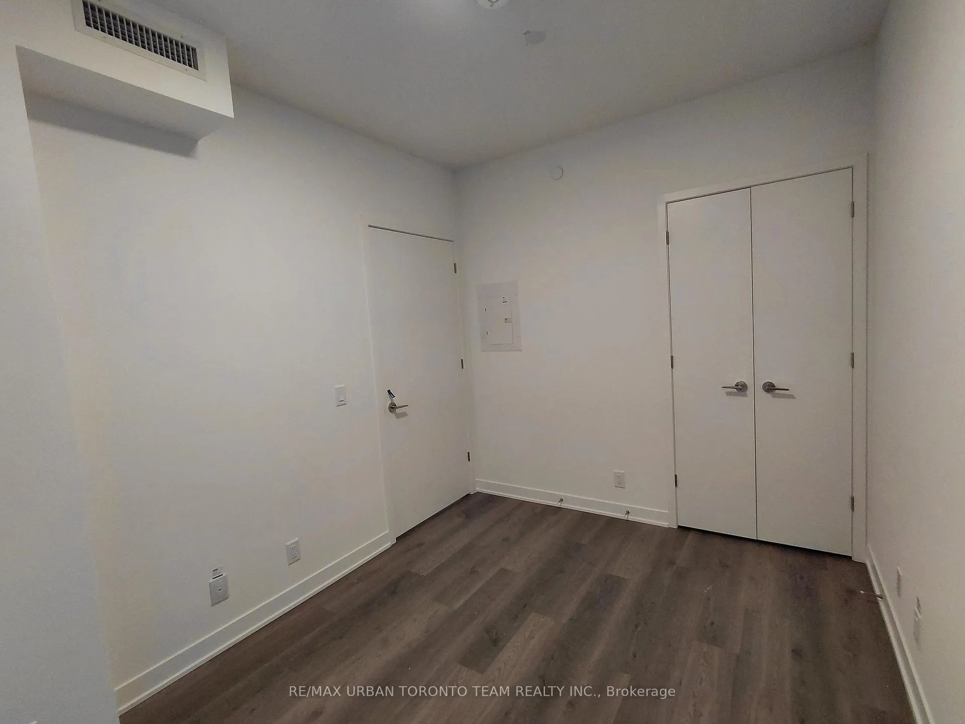 Photo 11 of Unit 1615, 180 Front Street E, Toronto, Moss Park — HOMEH