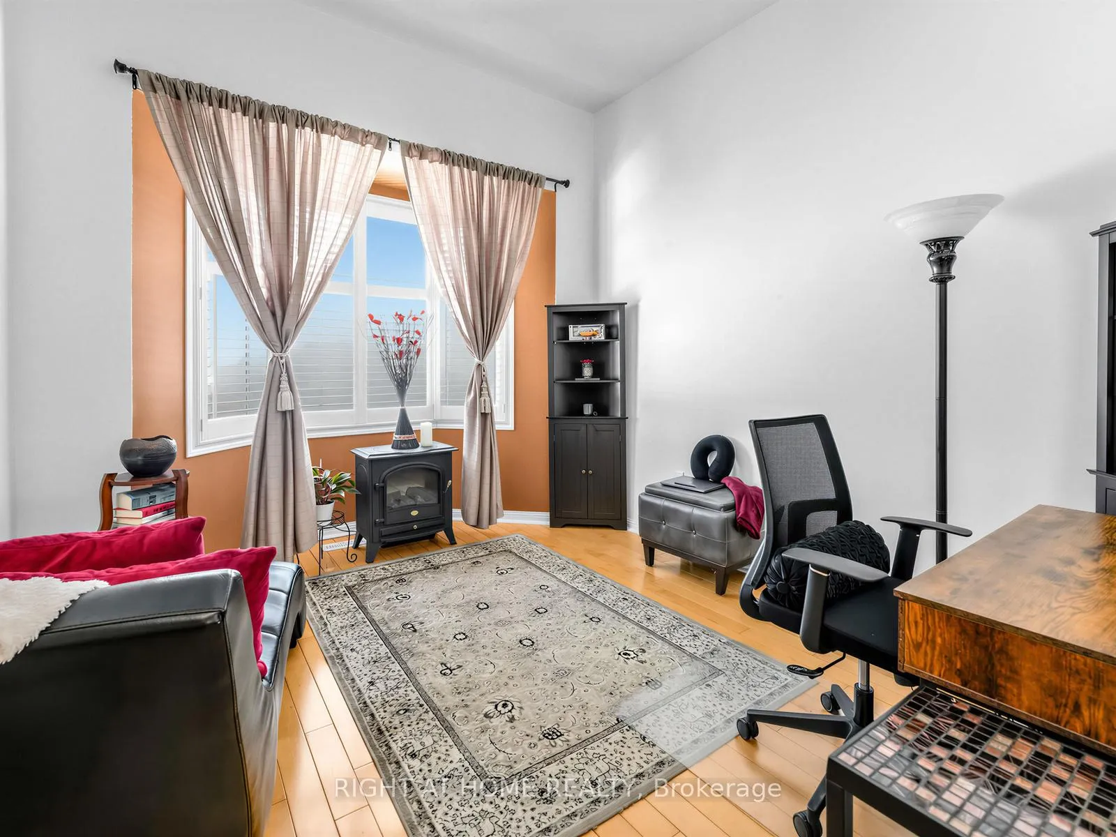 Photo 6 of 401 Tonelli Lane, Milton, Harrison — HOMEH