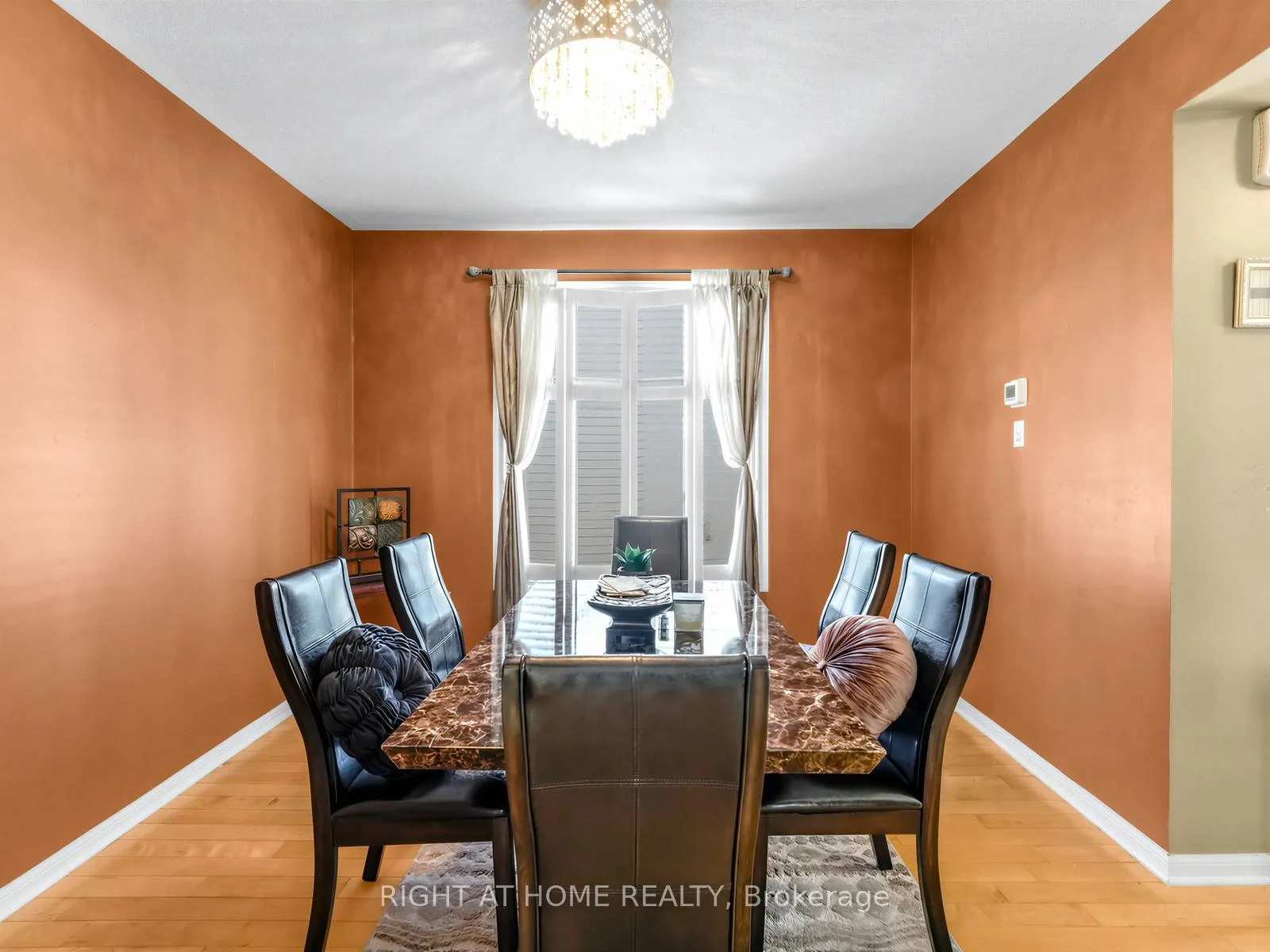 Photo 9 of 401 Tonelli Lane, Milton, Harrison — HOMEH