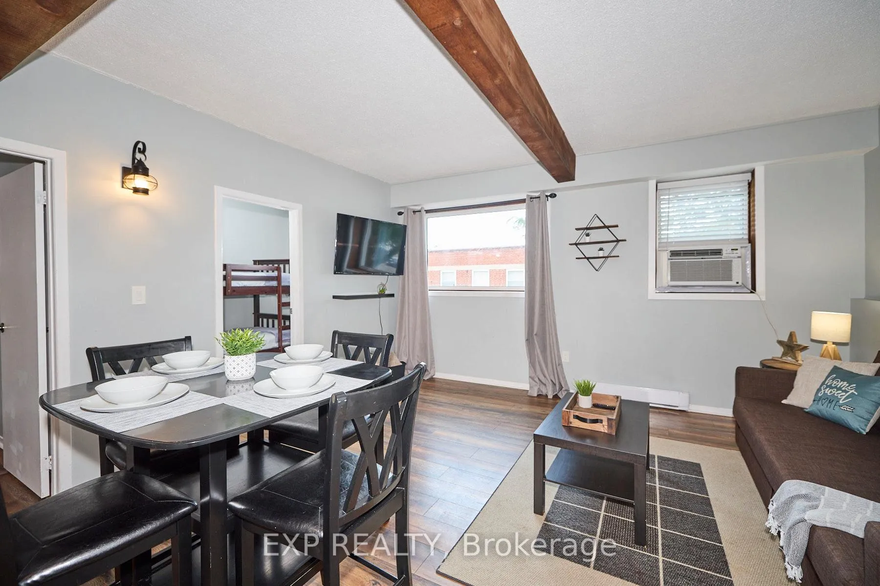 Photo 3 of Unit 1, 4675 Queen Street, Niagara Falls, Downtown — HOMEH