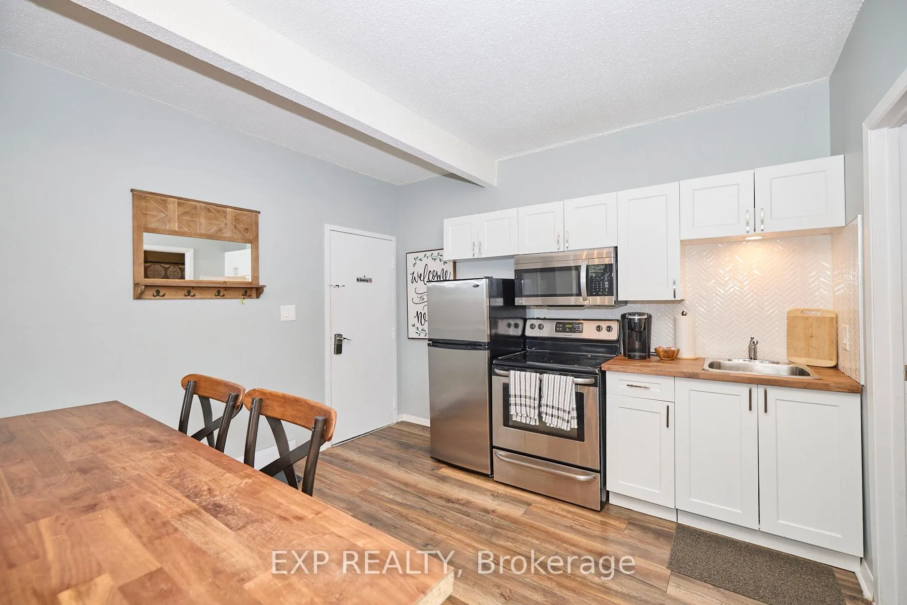 Photo 6 of Unit 1, 4675 Queen Street, Niagara Falls, Downtown — HOMEH