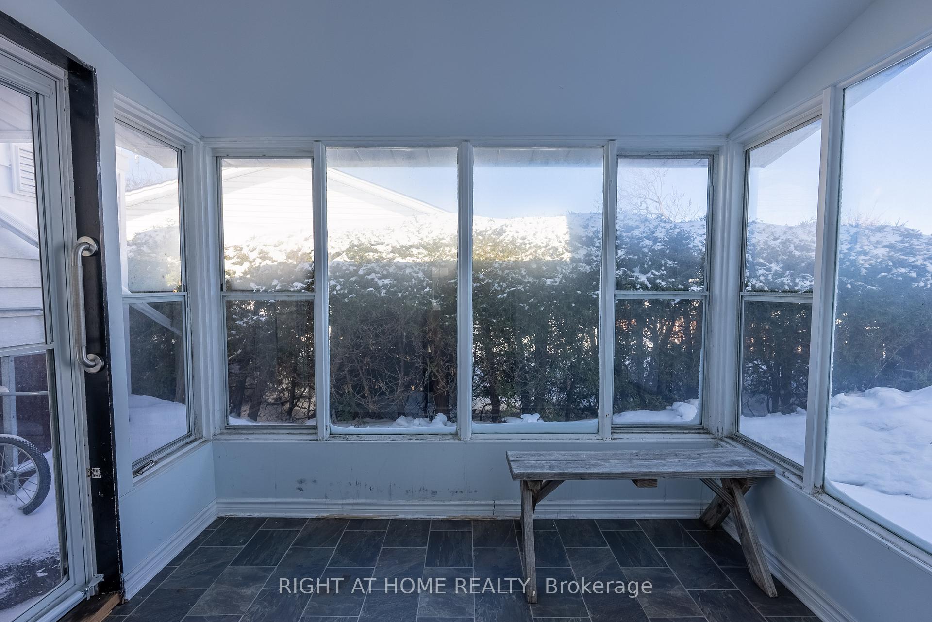 Photo 17 of 1339 Holmes Crescent, Ottawa, South Keys — HOMEH