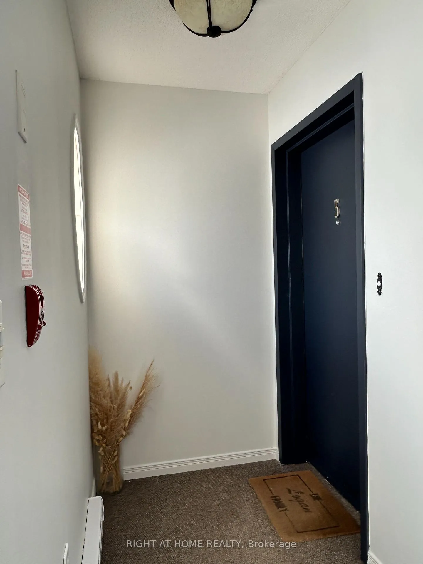 Photo 3 of Unit 5, 13 Cheltenham Road, Barrie, Georgian Drive — HOMEH