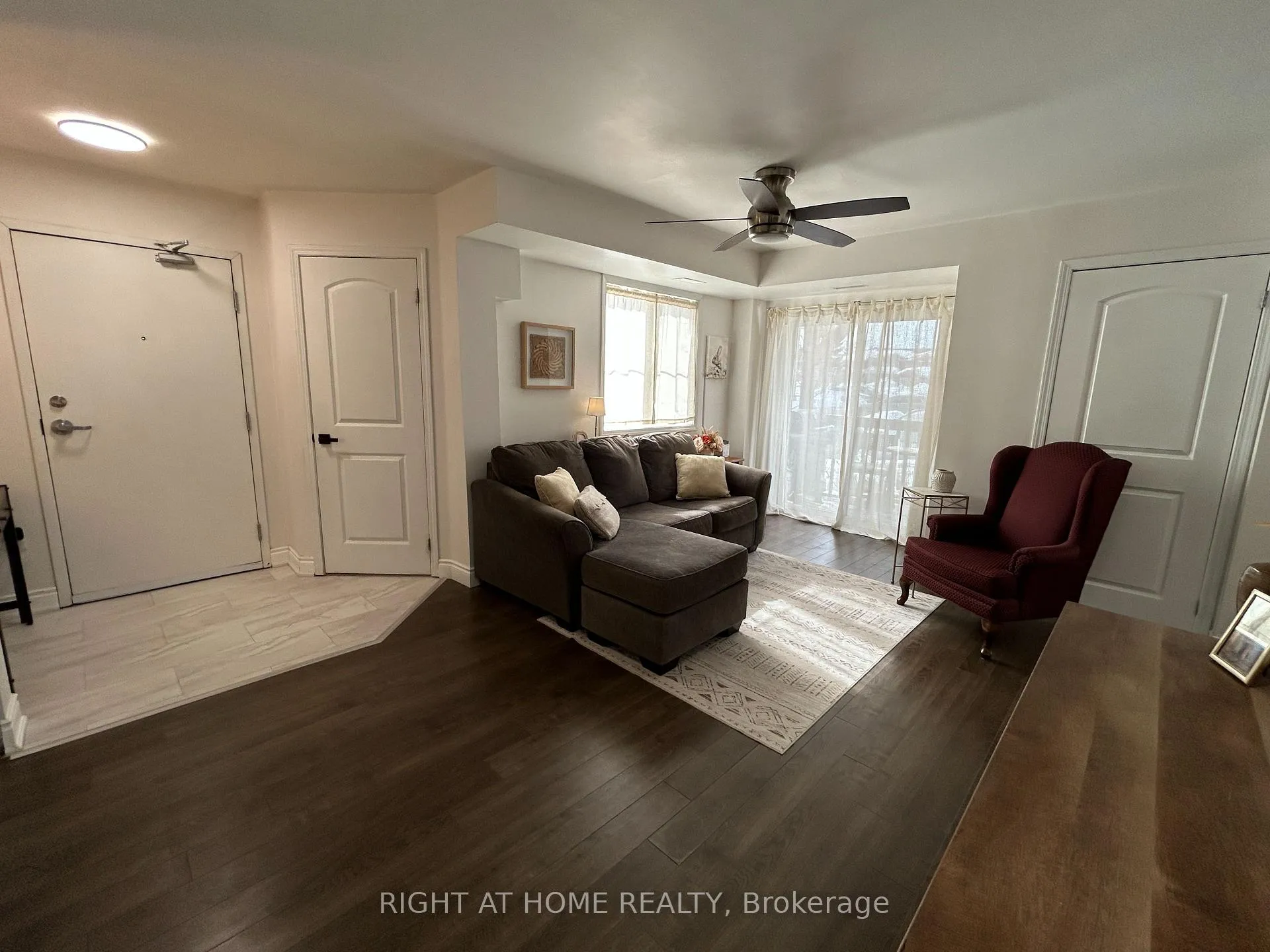 Photo 7 of Unit 5, 13 Cheltenham Road, Barrie, Georgian Drive — HOMEH