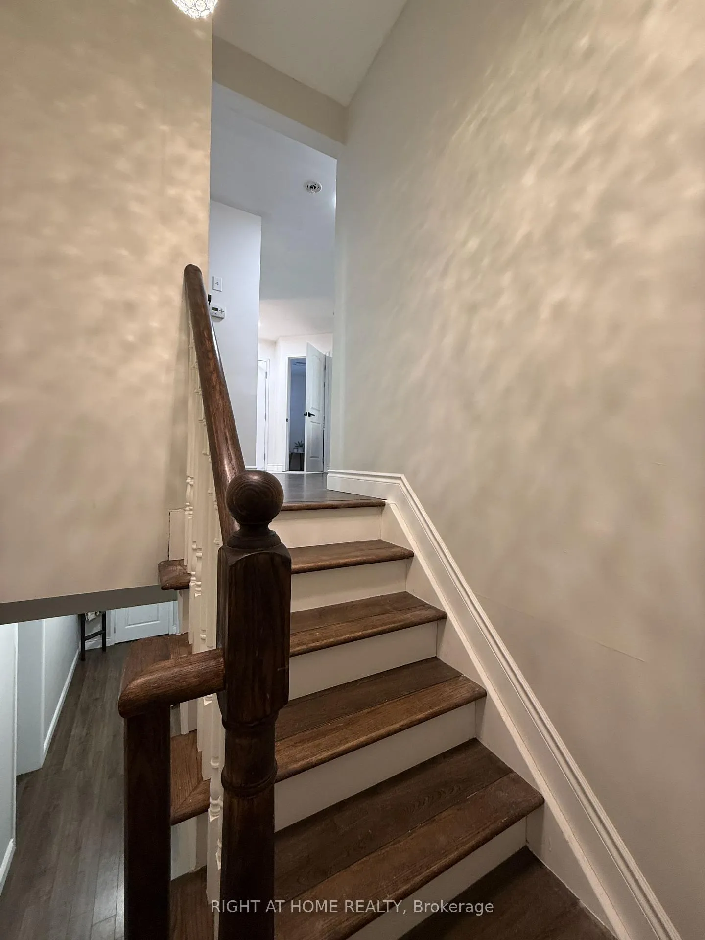 Photo 9 of Unit 5, 13 Cheltenham Road, Barrie, Georgian Drive — HOMEH