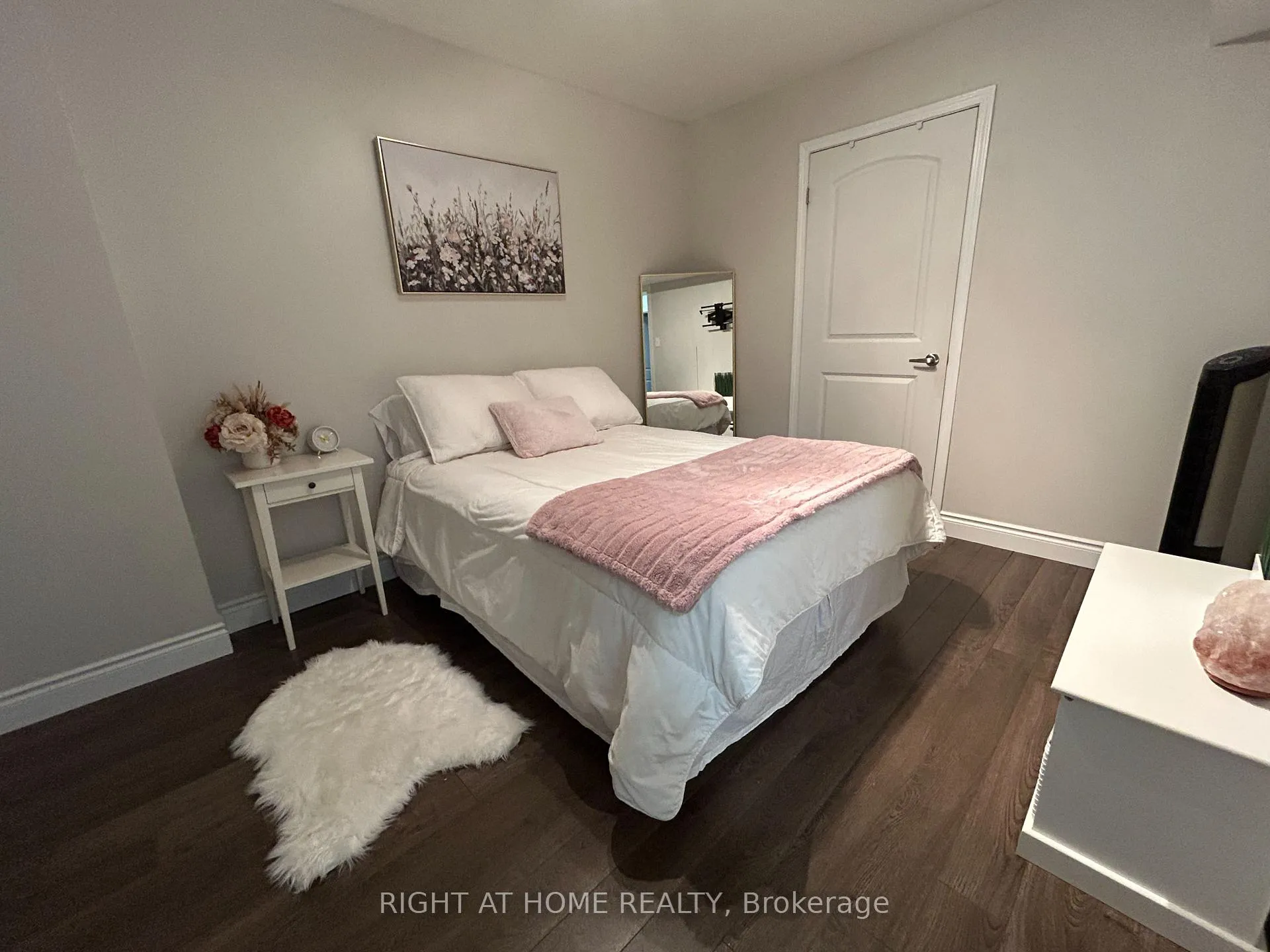 Photo 14 of Unit 5, 13 Cheltenham Road, Barrie, Georgian Drive — HOMEH