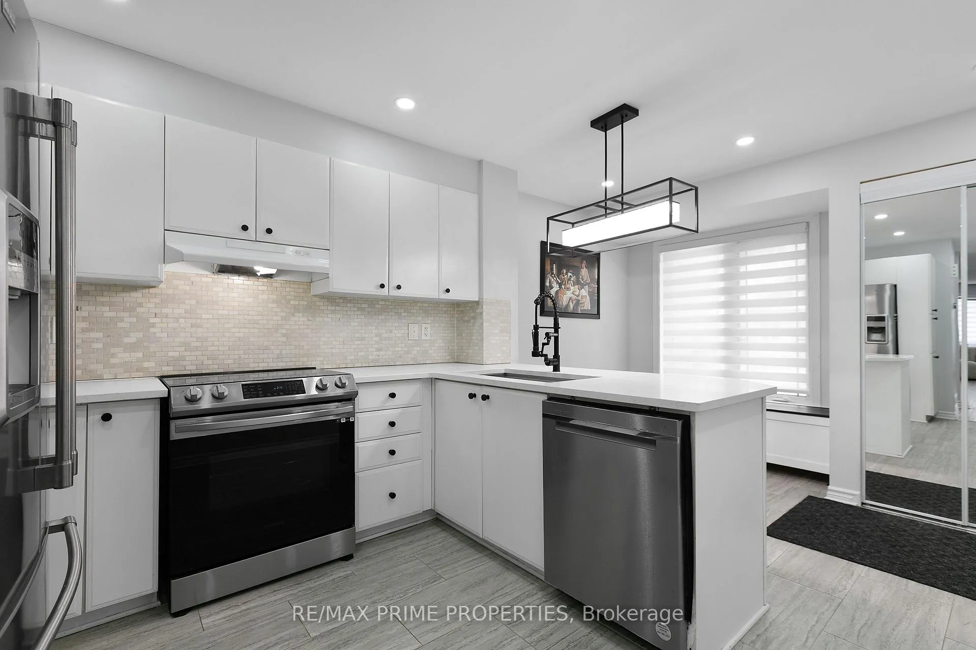 Photo 8 of 65 Crosby Private, Ottawa, Avalon East — HOMEH
