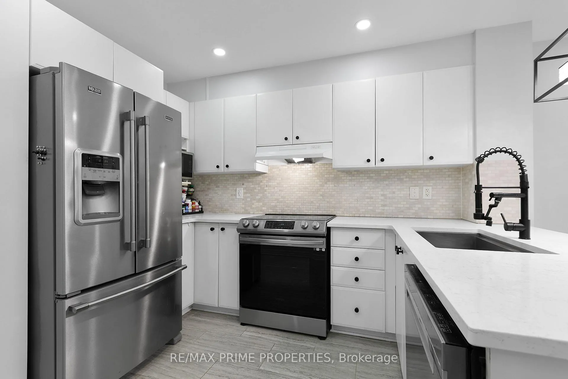 Photo 9 of 65 Crosby Private, Ottawa, Avalon East — HOMEH