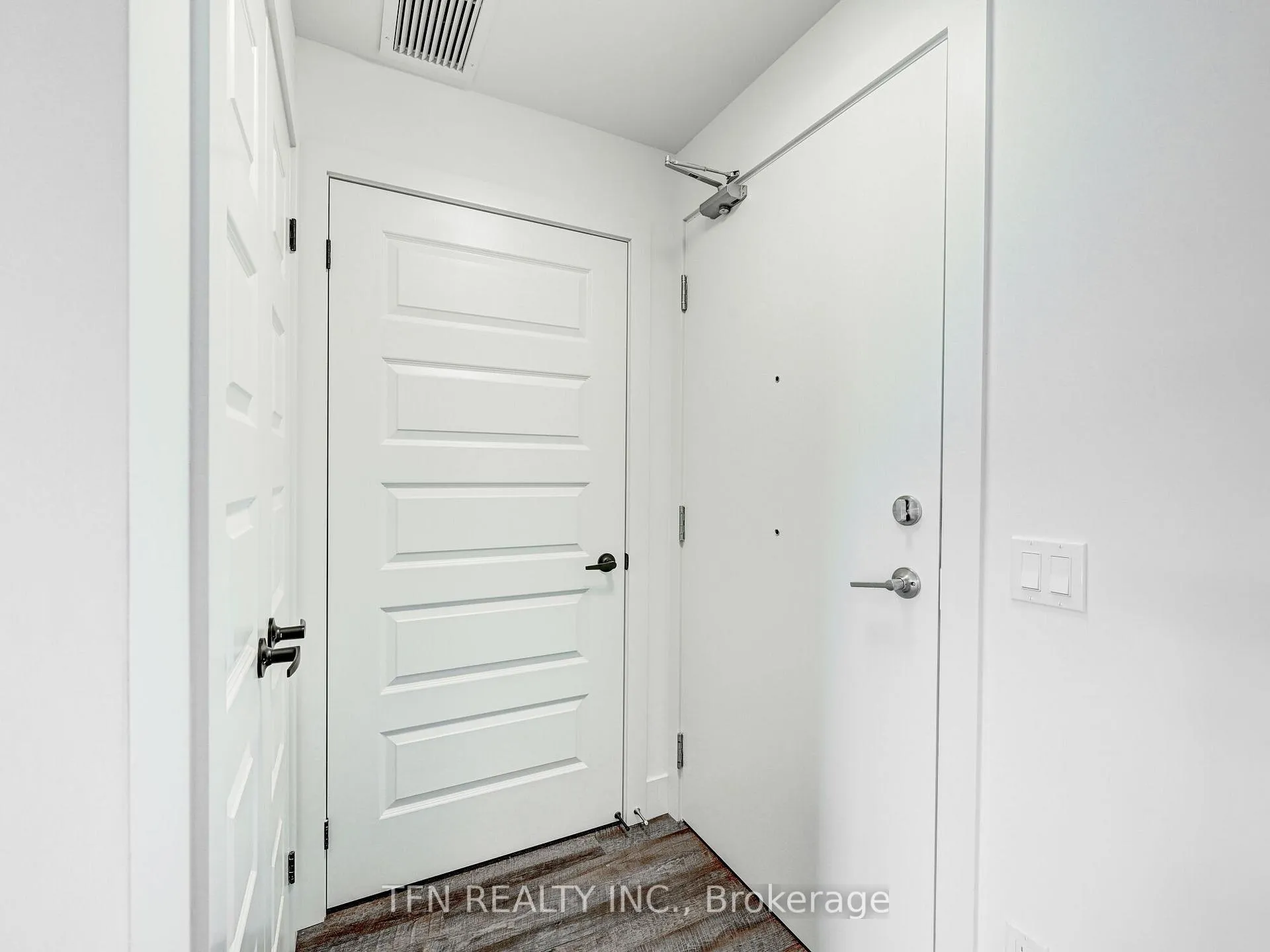 Photo 9 of Unit 211, 107 Rogers Street, Waterloo, Downtown Waterloo — HOMEH