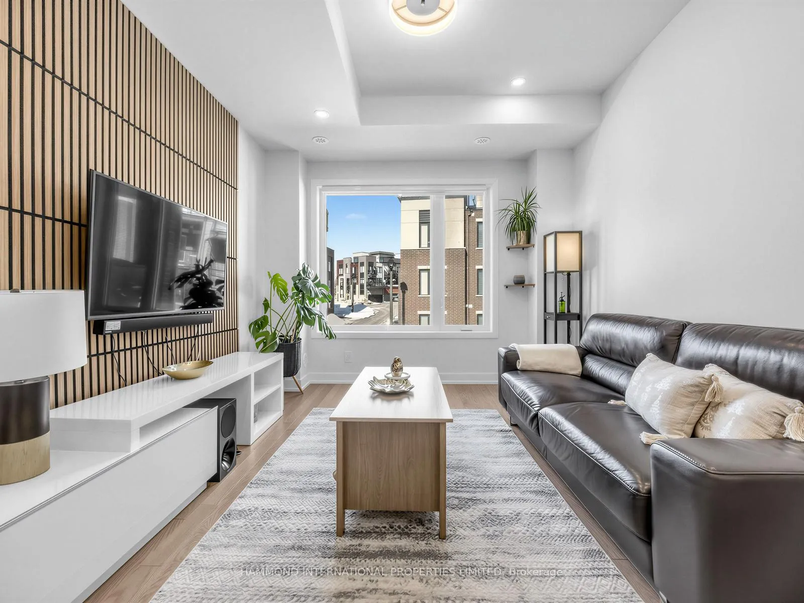 Photo 4 of 35 Schmidt Lane, Markham, Angus Glen — HOMEH