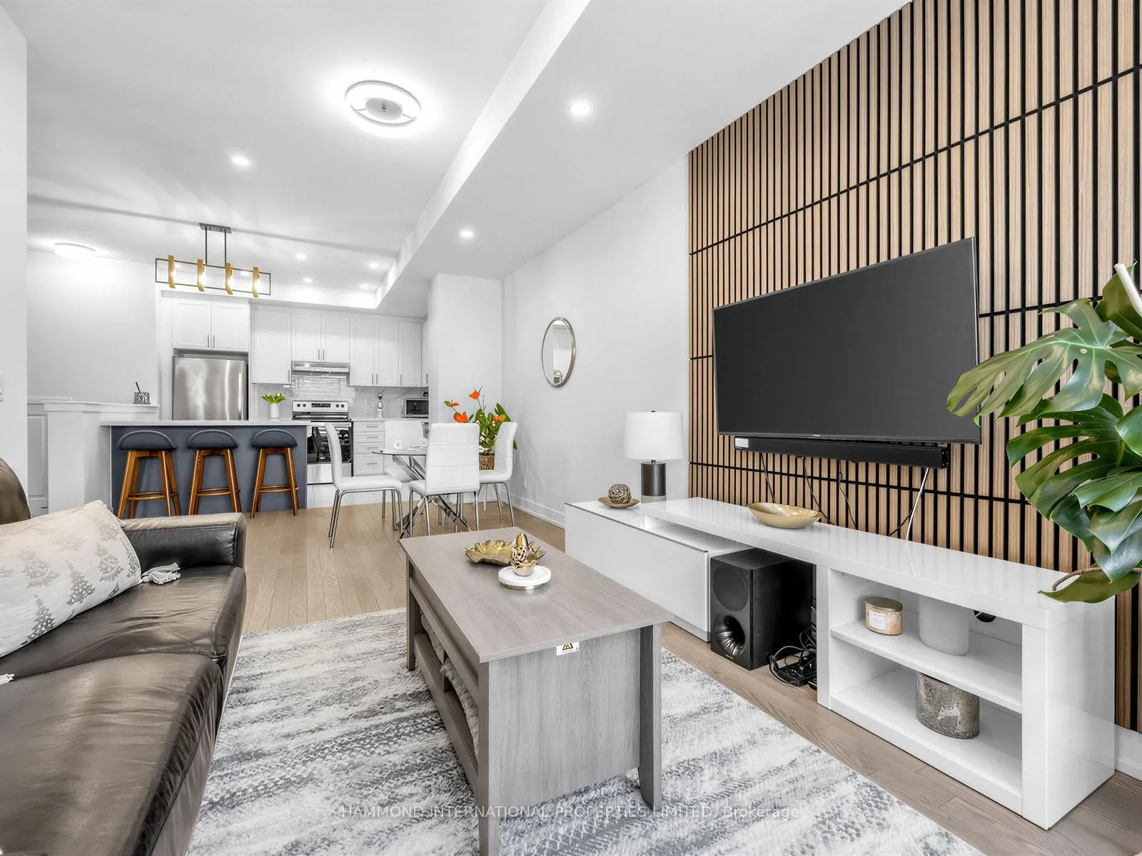 Photo 5 of 35 Schmidt Lane, Markham, Angus Glen — HOMEH