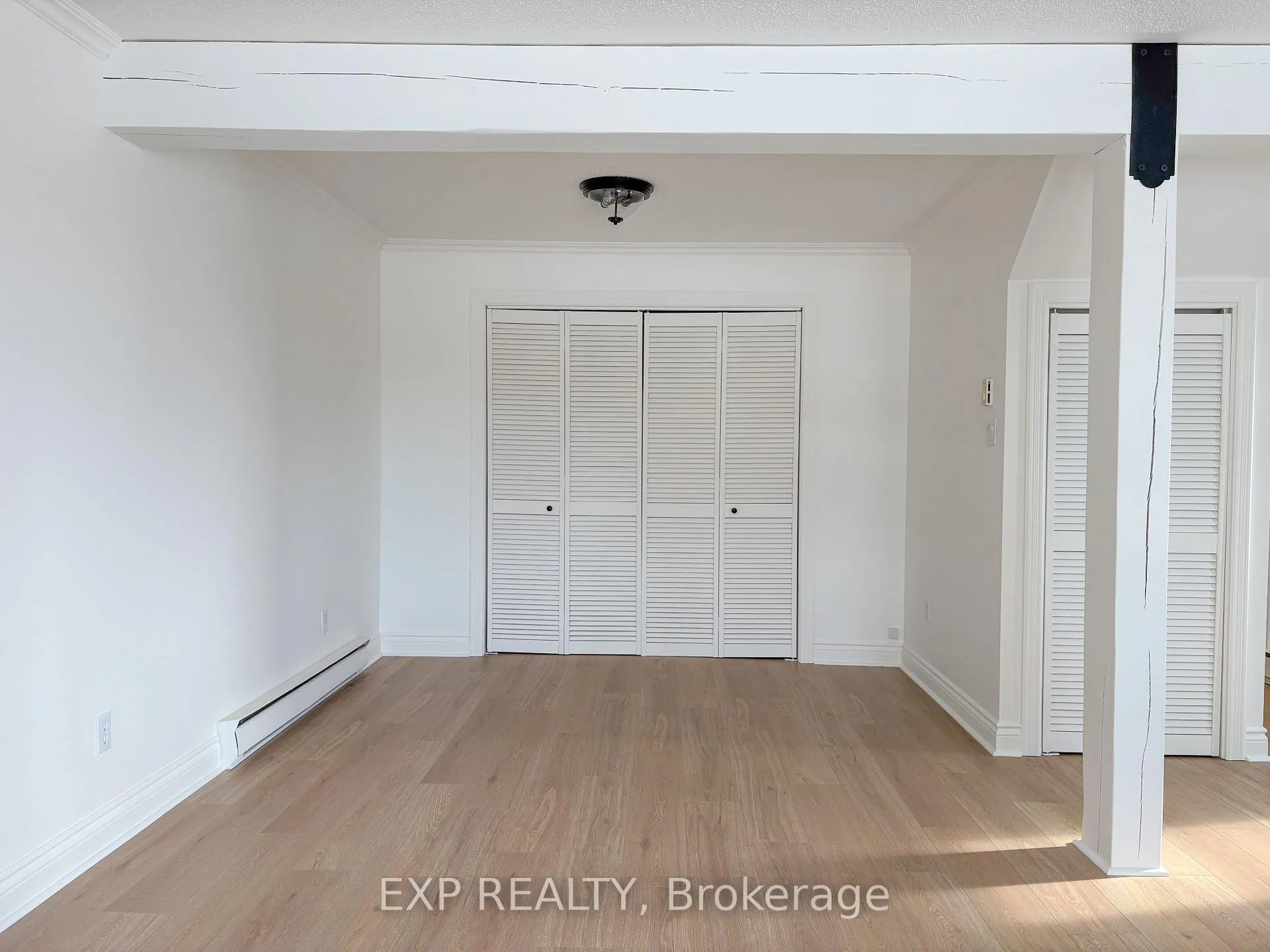 Photo 8 of 349 Raglan Street N, Renfrew — HOMEH