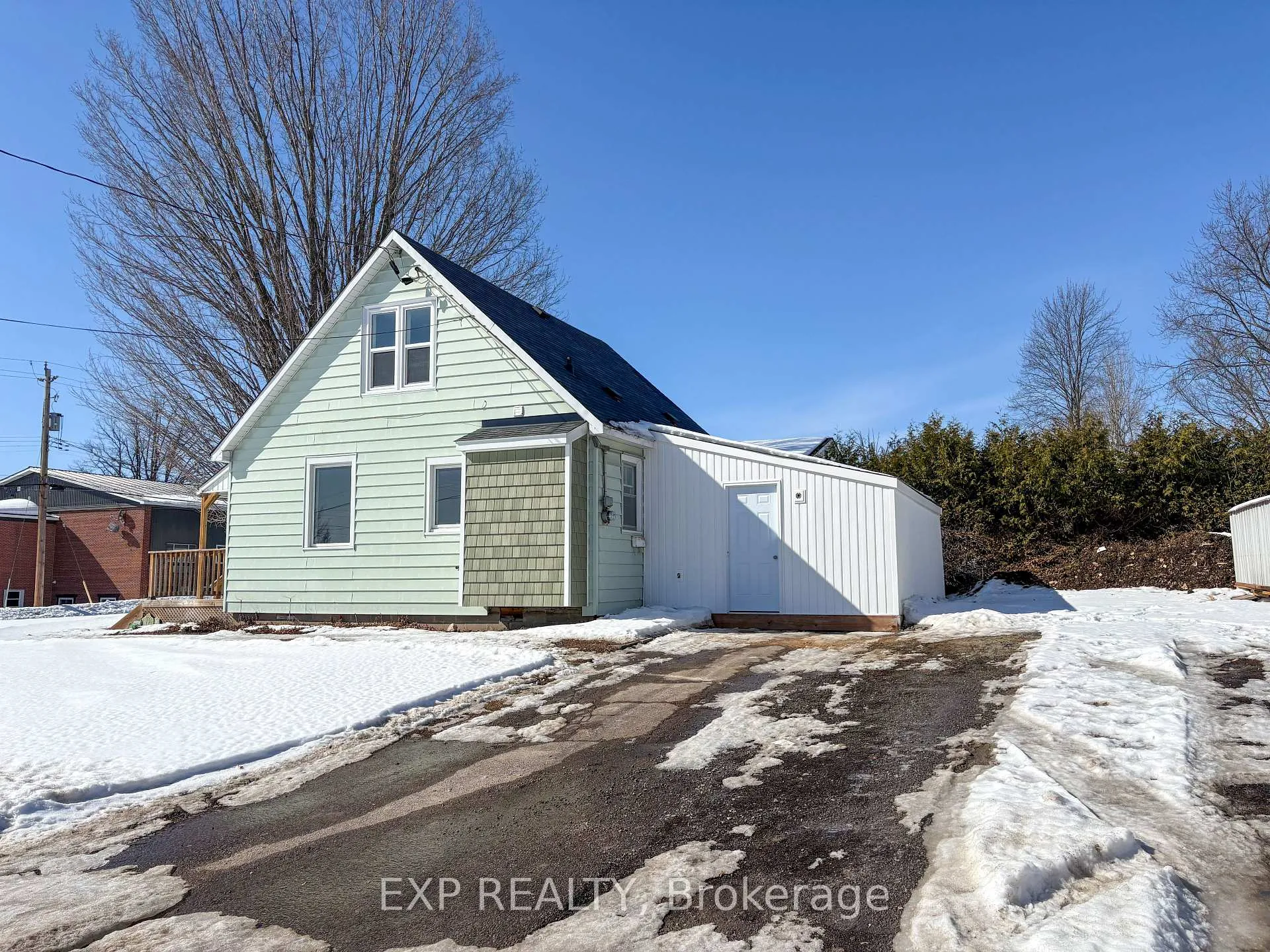 Photo 25 of 349 Raglan Street N, Renfrew — HOMEH