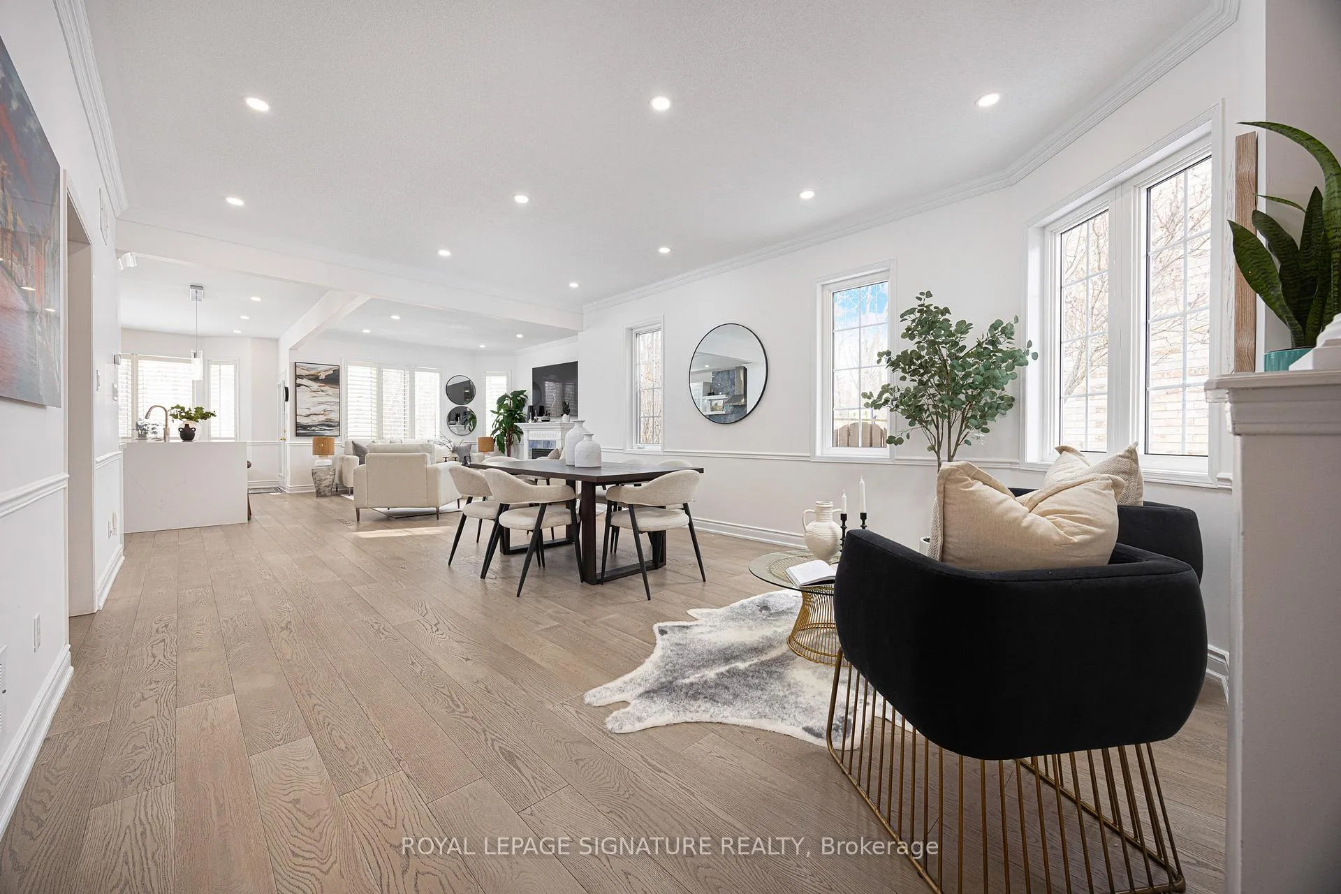 Photo 6 of 328 Maple View Court, Pickering, Rouge Park — HOMEH