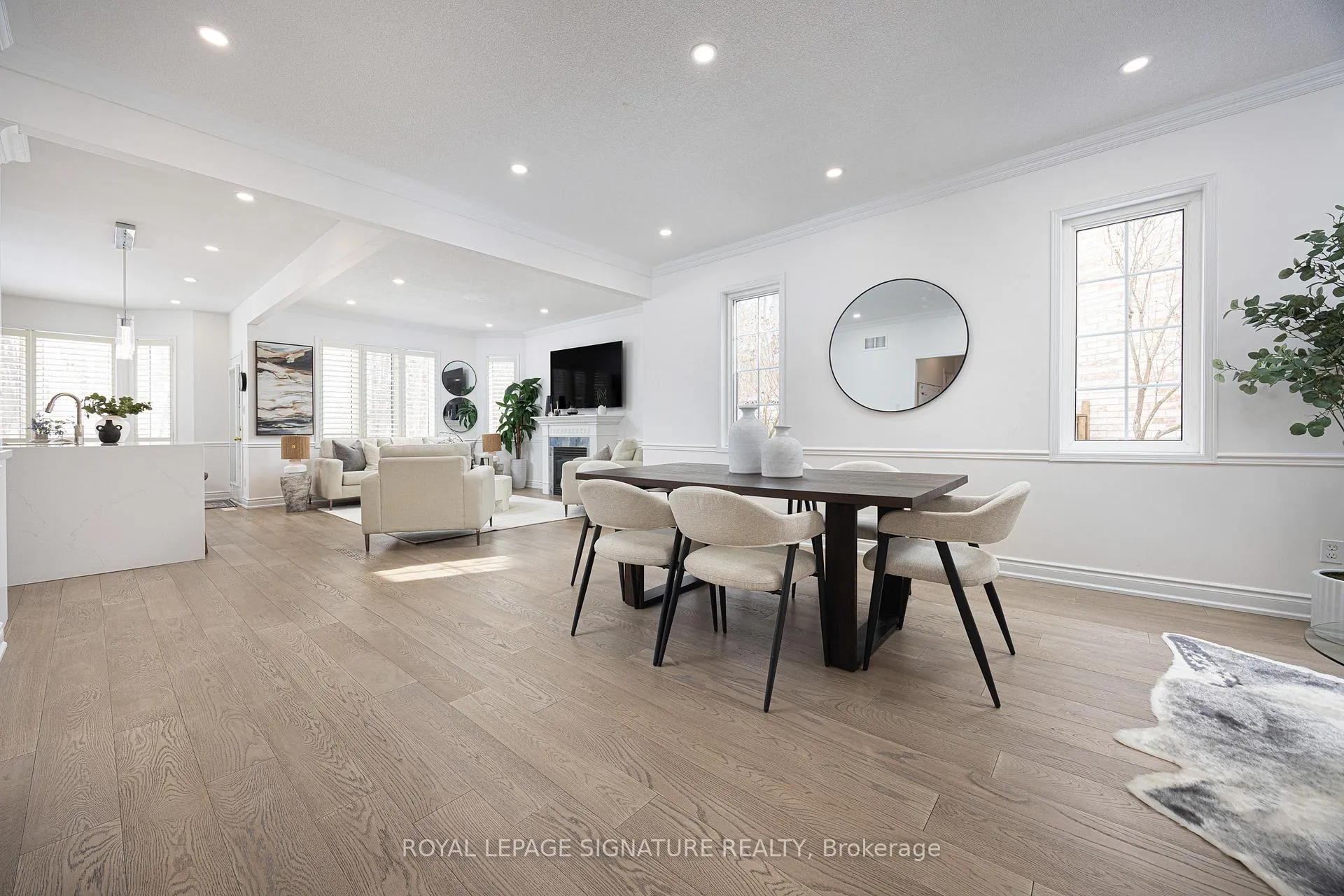 Photo 7 of 328 Maple View Court, Pickering, Rouge Park — HOMEH