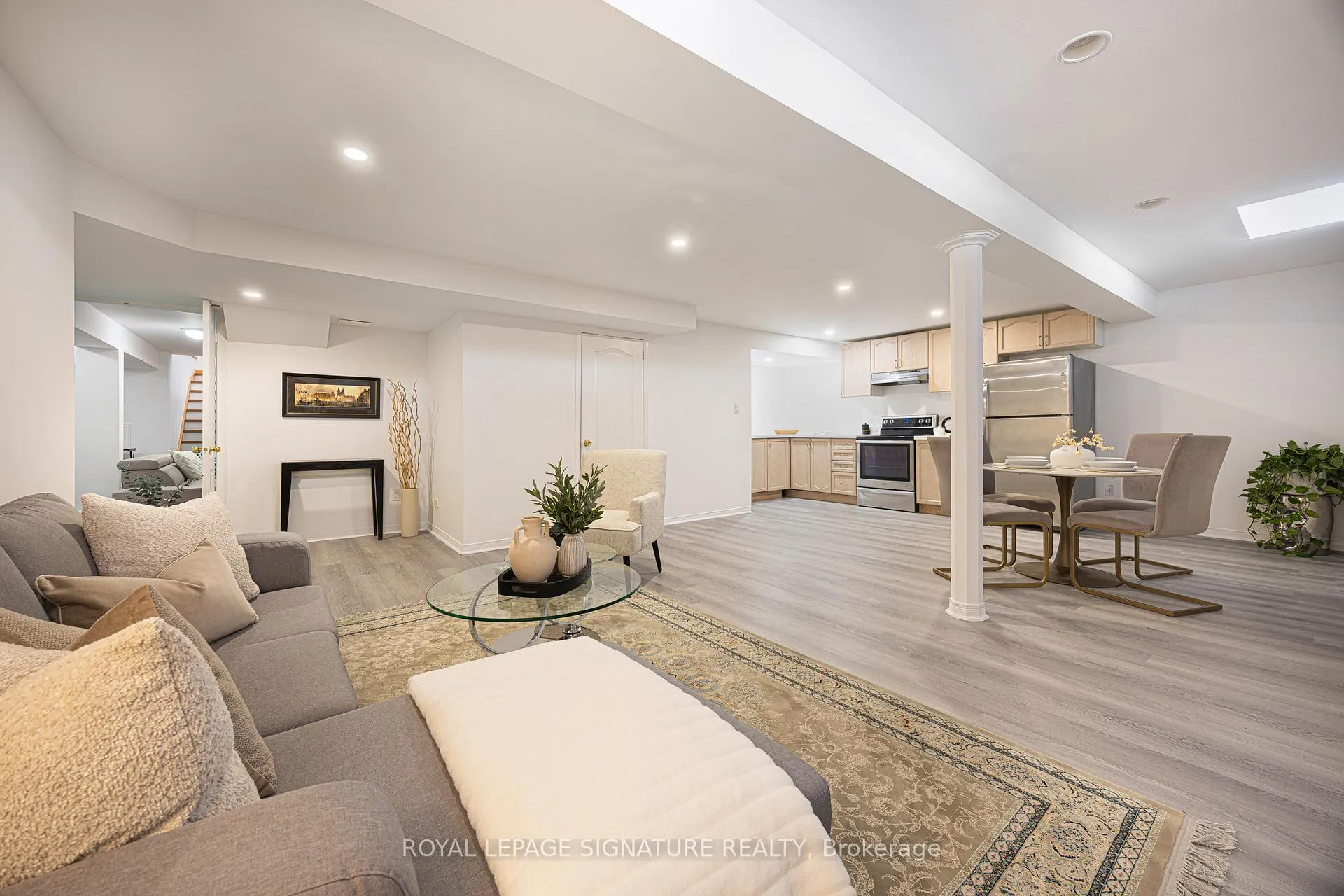 Photo 28 of 328 Maple View Court, Pickering, Rouge Park — HOMEH