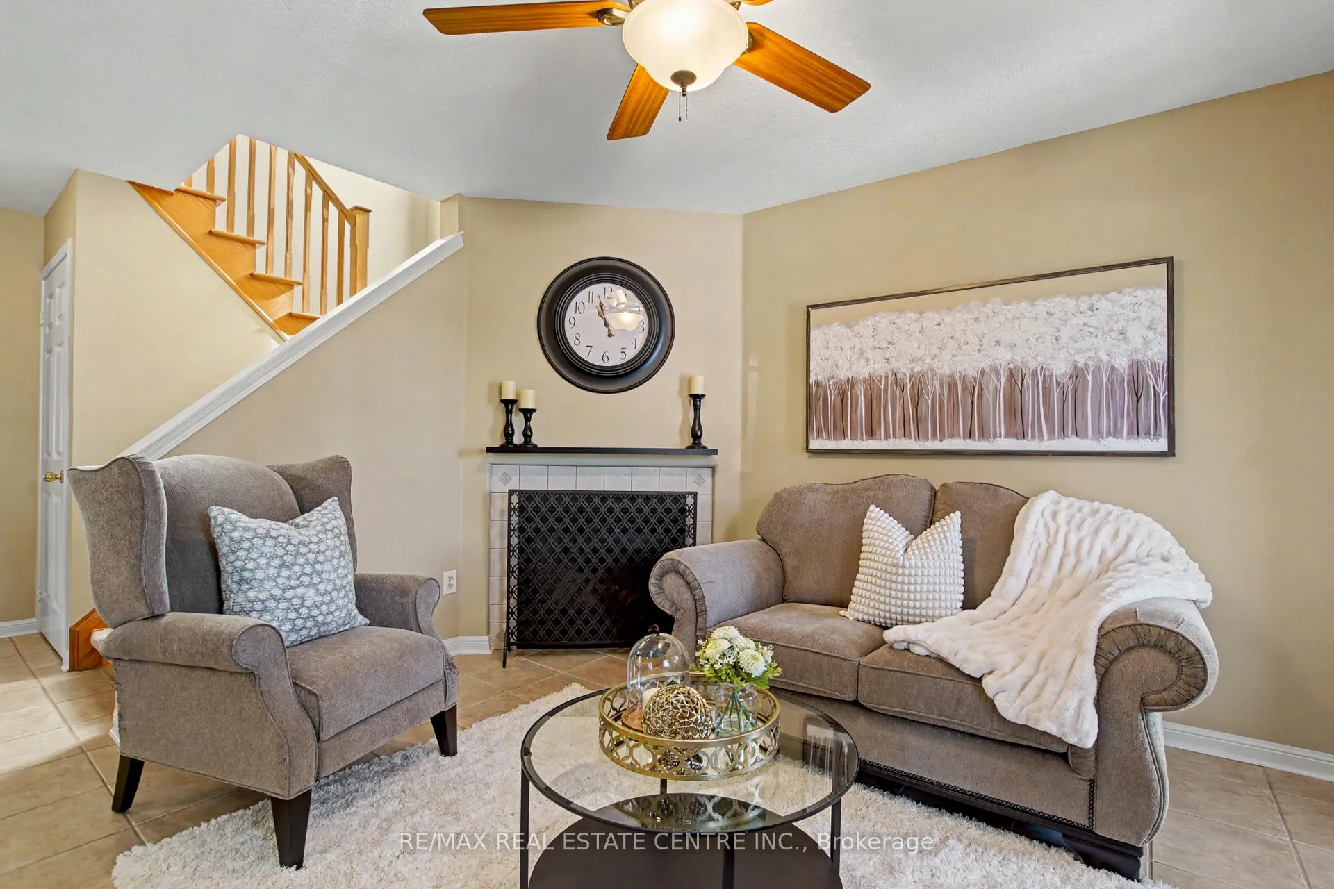 Photo 9 of 971 Lancaster Boulevard, Milton, Beaty — HOMEH