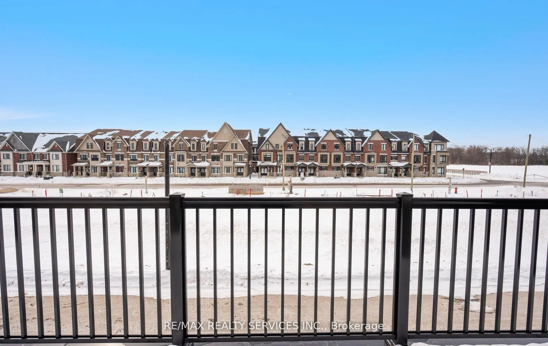 Photo 39 of 32 Bonnington Drive, Brampton, Northwest Brampton — HOMEH