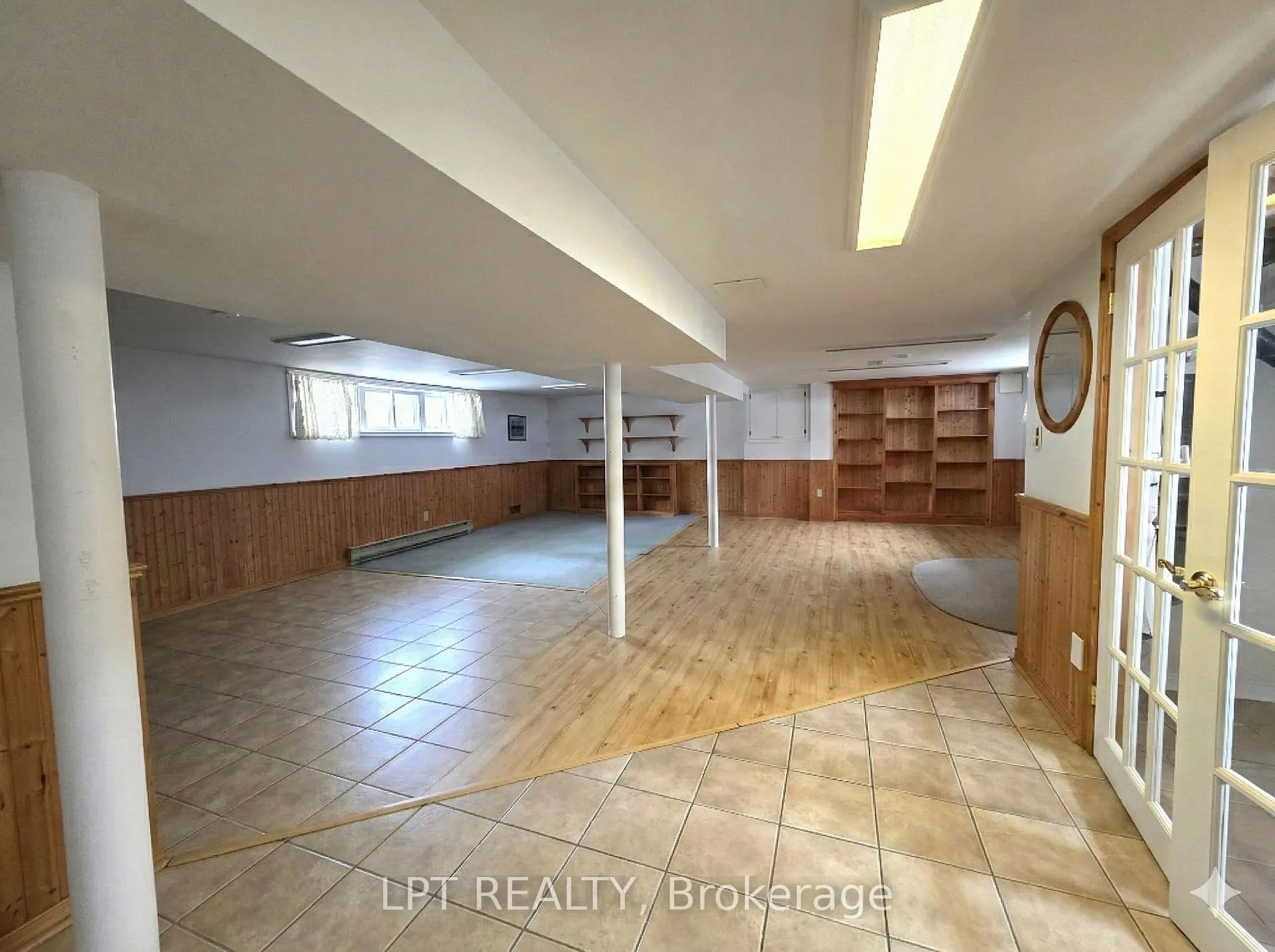 Photo 12 of 2302 Lawn Avenue, Ottawa, Woodroffe — HOMEH