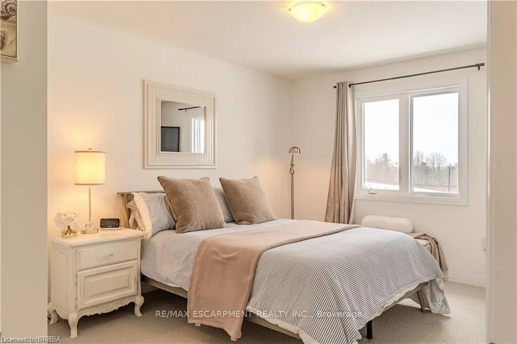 Photo 21 of 58 Gort Avenue, Brant, Paris — HOMEH