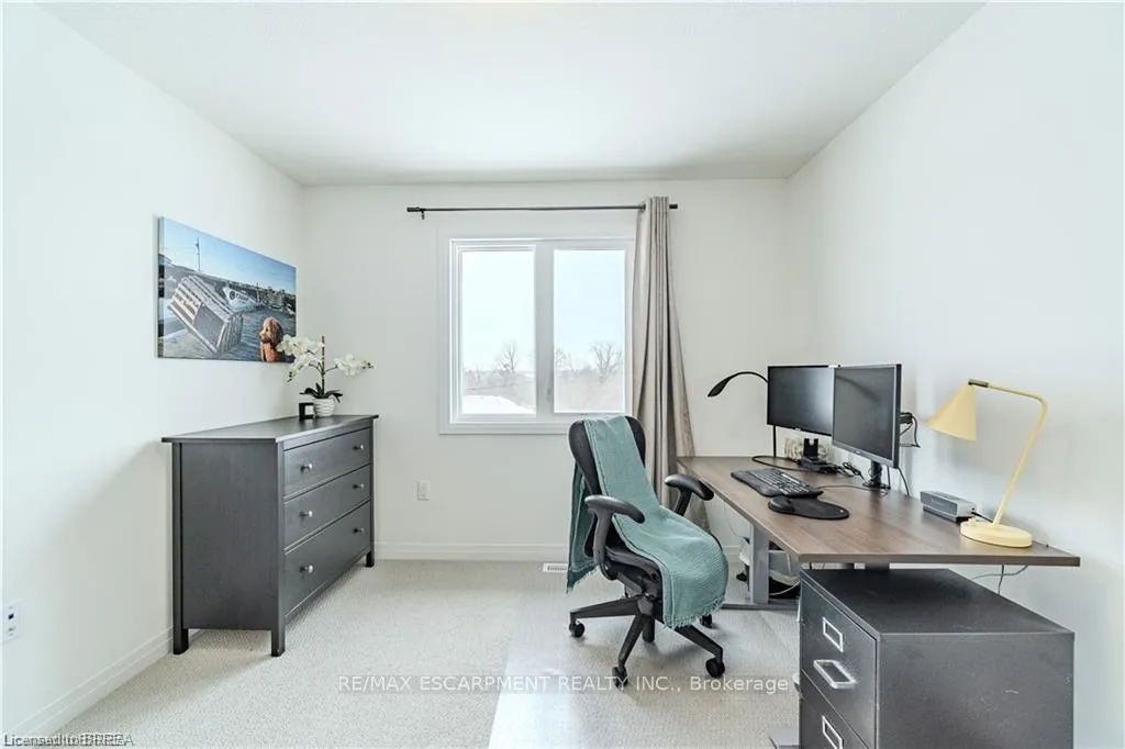 Photo 23 of 58 Gort Avenue, Brant, Paris — HOMEH