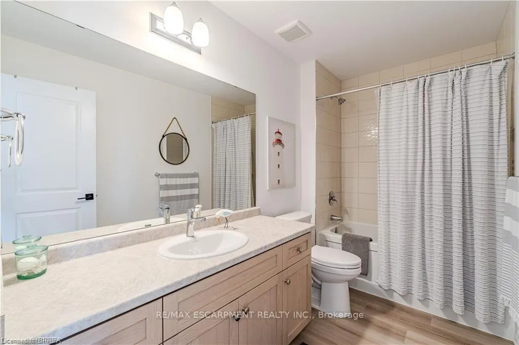 Photo 27 of 58 Gort Avenue, Brant, Paris — HOMEH