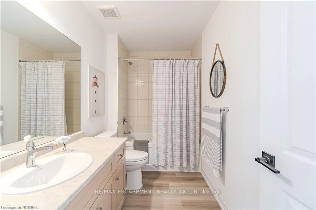 Photo 28 of 58 Gort Avenue, Brant, Paris — HOMEH