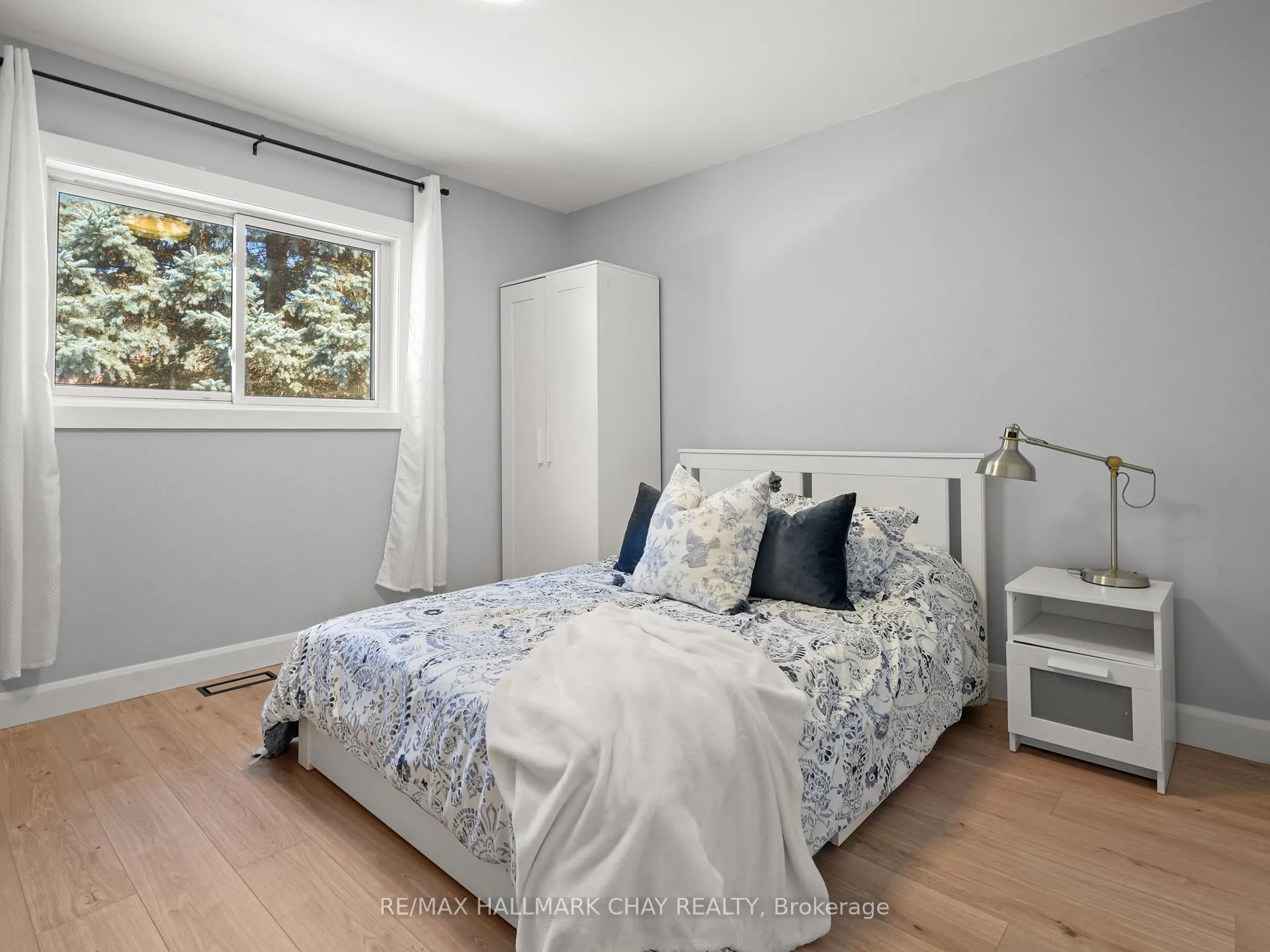Photo 30 of 200 Bowerman Boulevard, New Tecumseth, Alliston — HOMEH