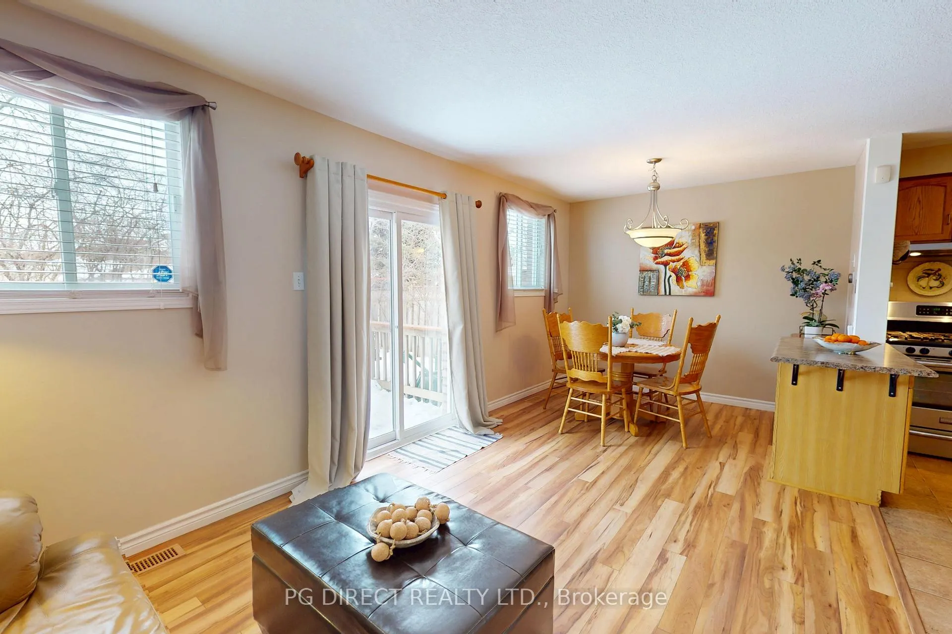 Photo 2 of 89 Inverness Drive, Guelph, Victoria North — HOMEH