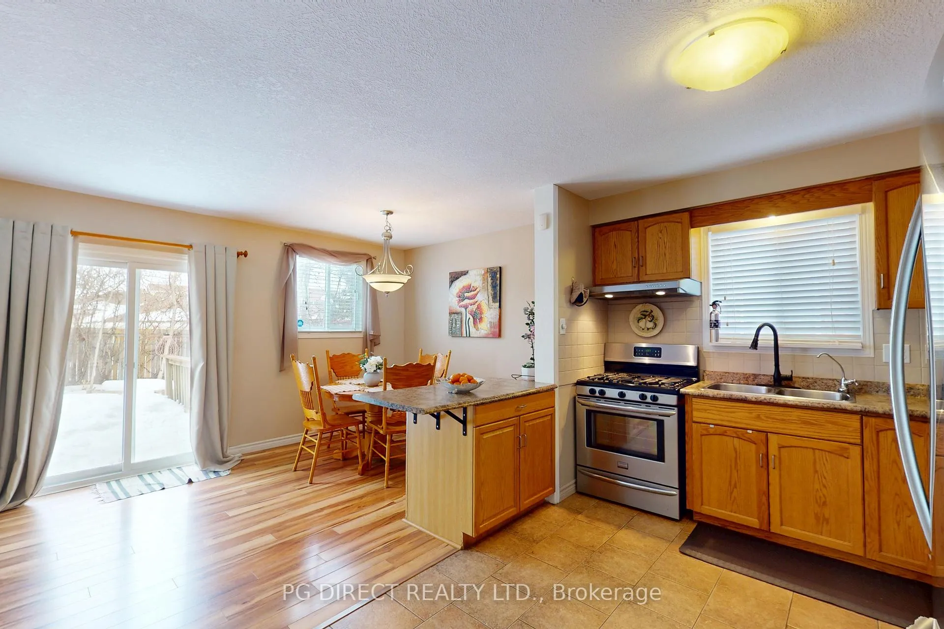 Photo 4 of 89 Inverness Drive, Guelph, Victoria North — HOMEH