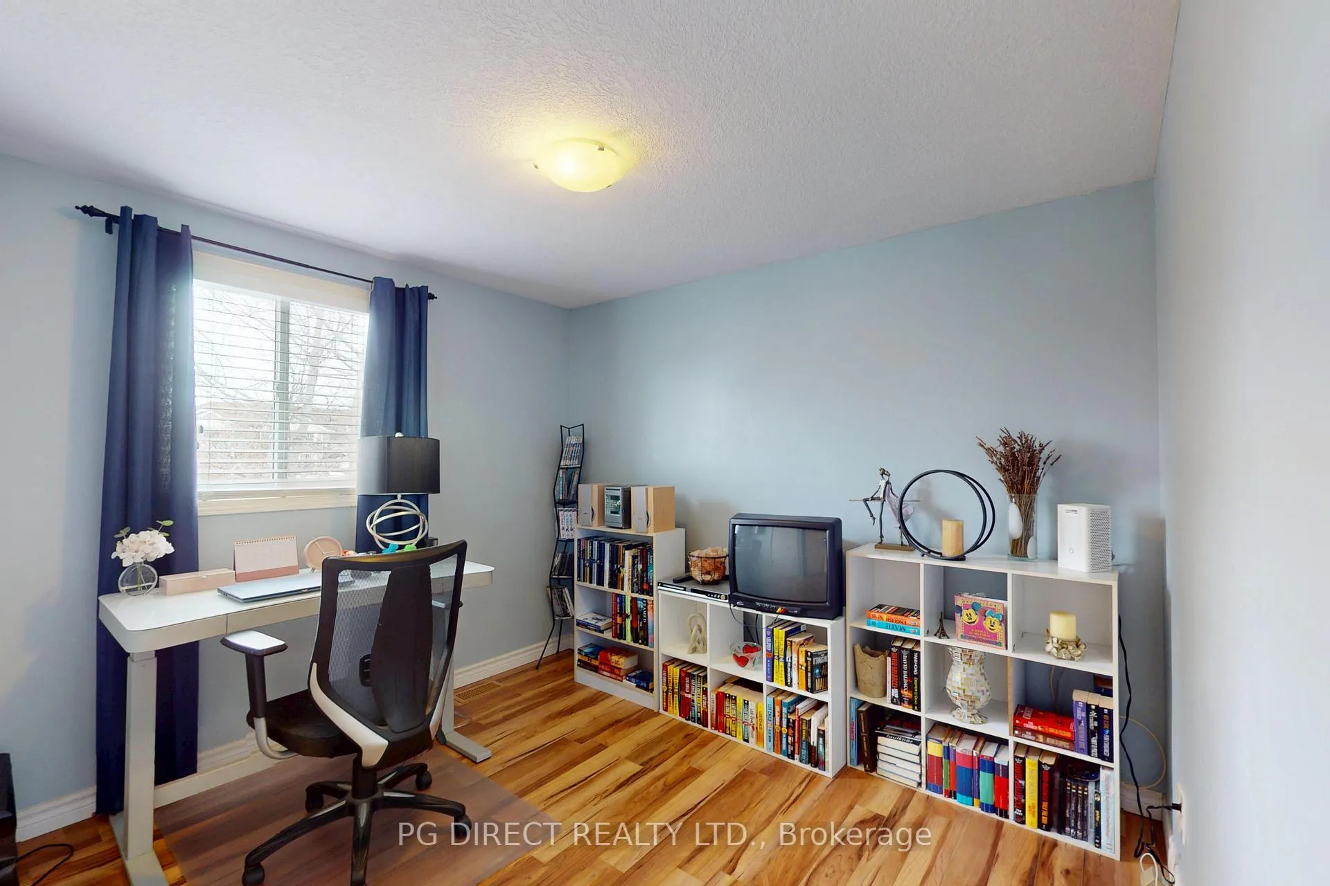 Photo 9 of 89 Inverness Drive, Guelph, Victoria North — HOMEH