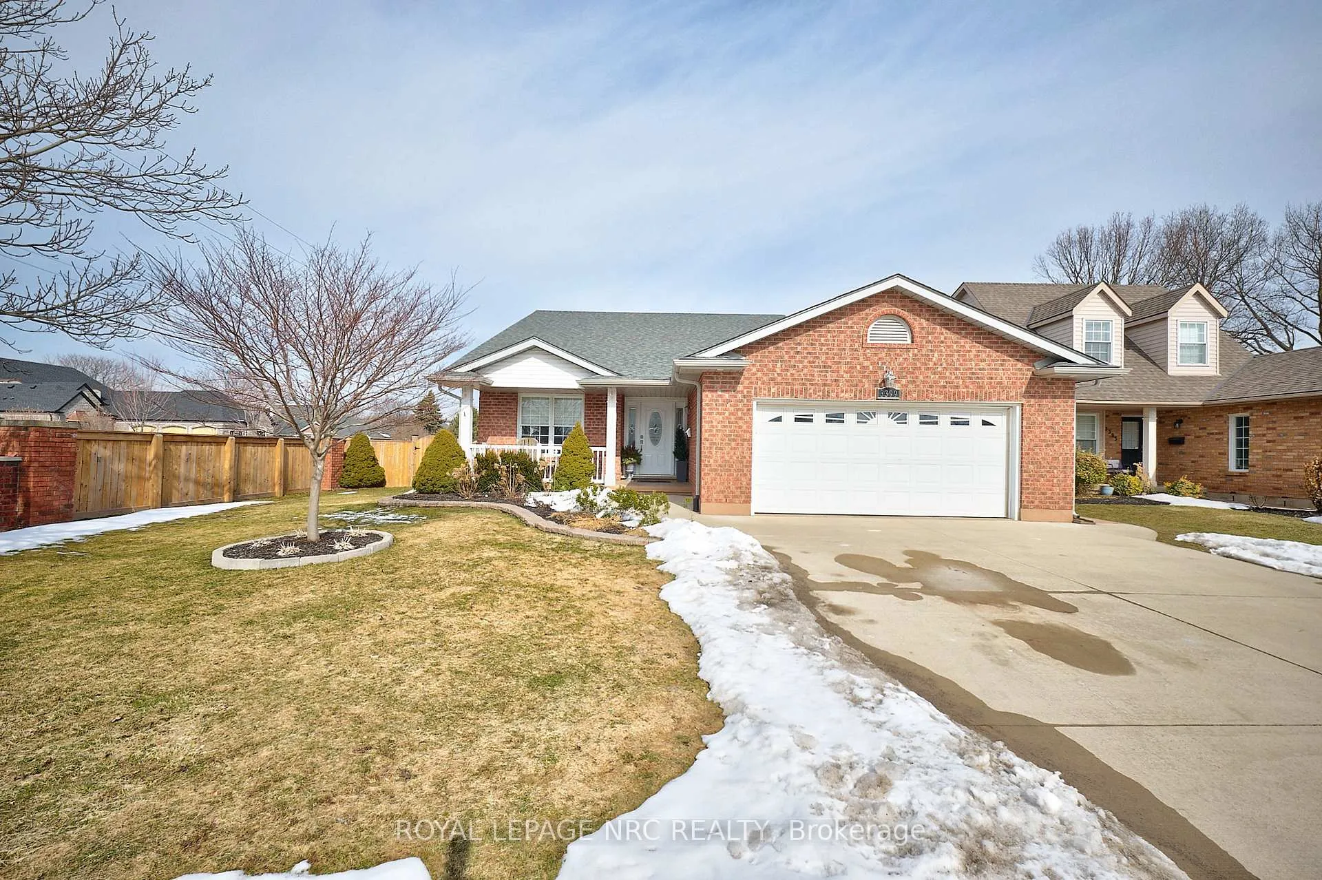 Photo 1 of 3399 Cardinal Drive, Niagara Falls, Mt. Carmel — HOMEH