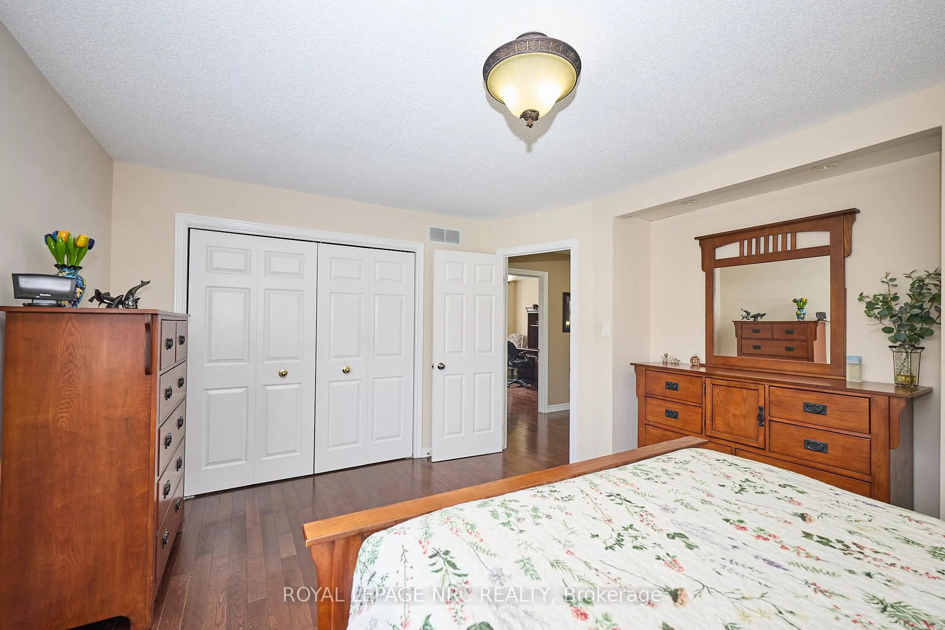 Photo 15 of 3399 Cardinal Drive, Niagara Falls, Mt. Carmel — HOMEH