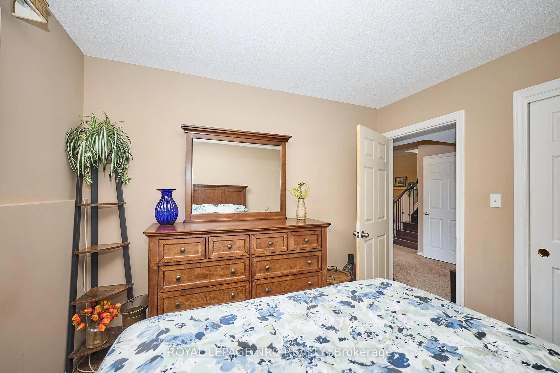 Photo 29 of 3399 Cardinal Drive, Niagara Falls, Mt. Carmel — HOMEH
