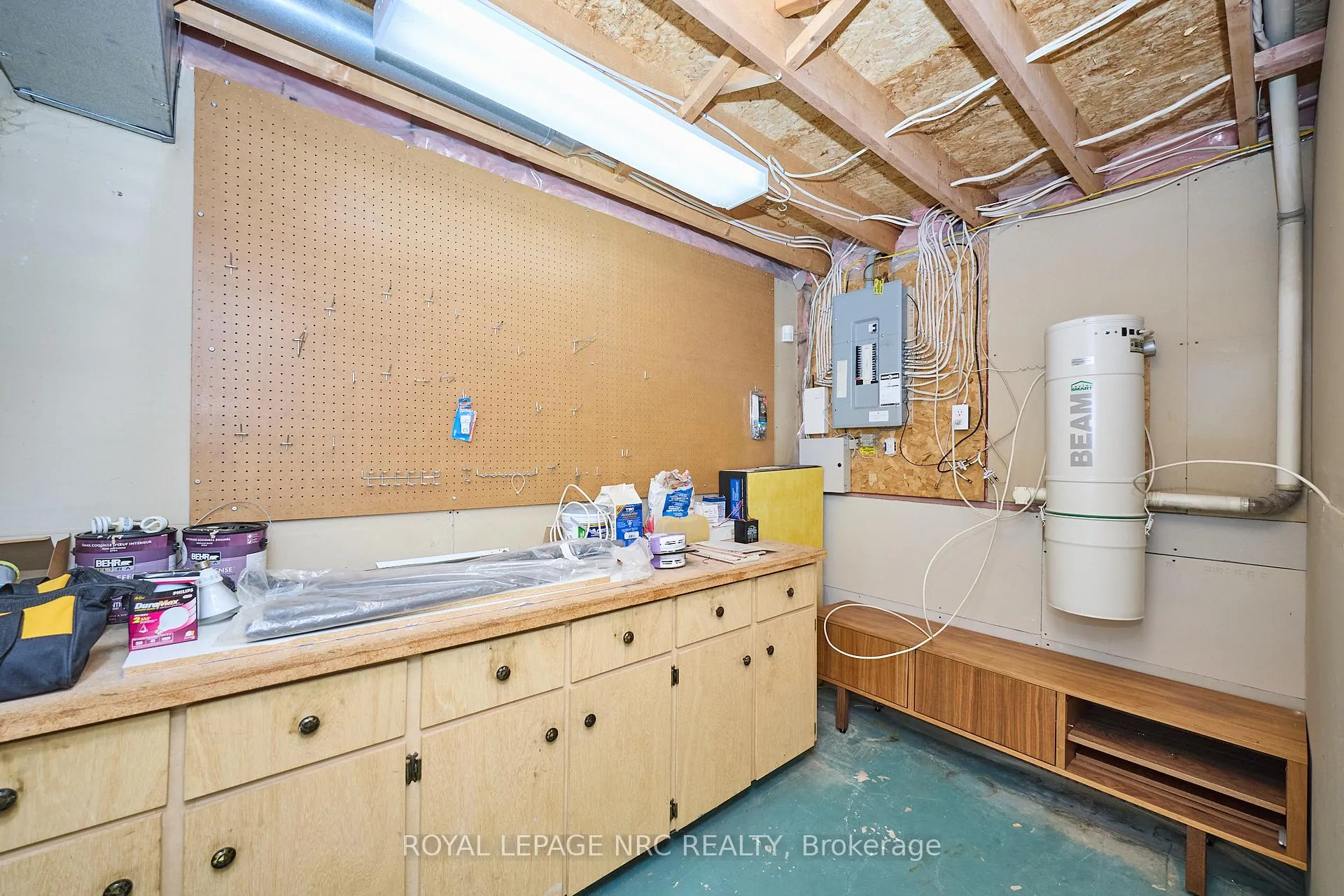 Photo 36 of 3399 Cardinal Drive, Niagara Falls, Mt. Carmel — HOMEH