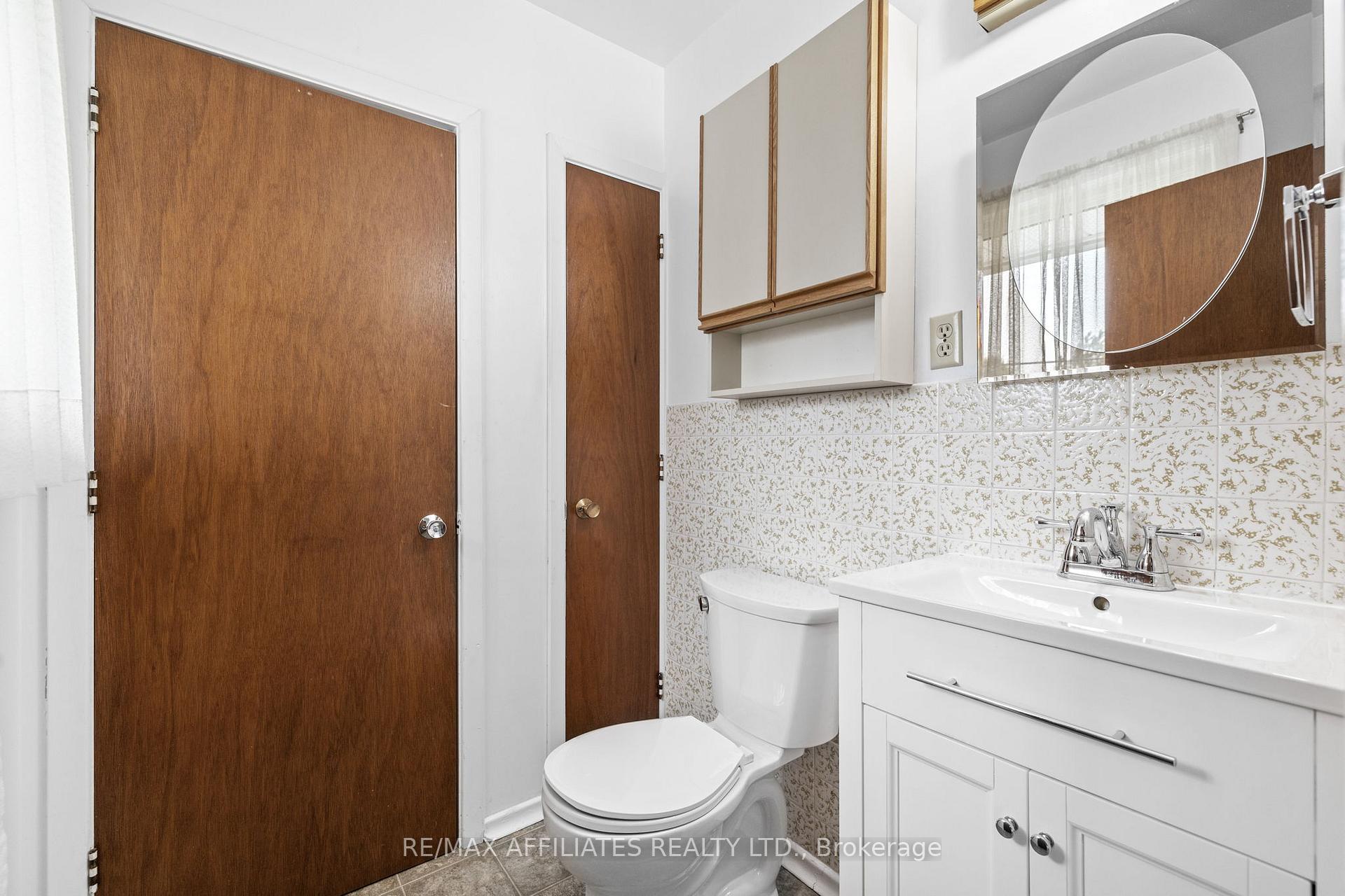 Photo 16 of 26 Parkside Crescent, Ottawa, Meadowlands/Crestview — HOMEH