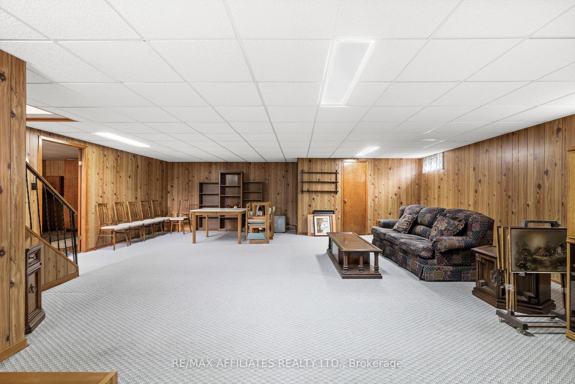 Photo 19 of 26 Parkside Crescent, Ottawa, Meadowlands/Crestview — HOMEH