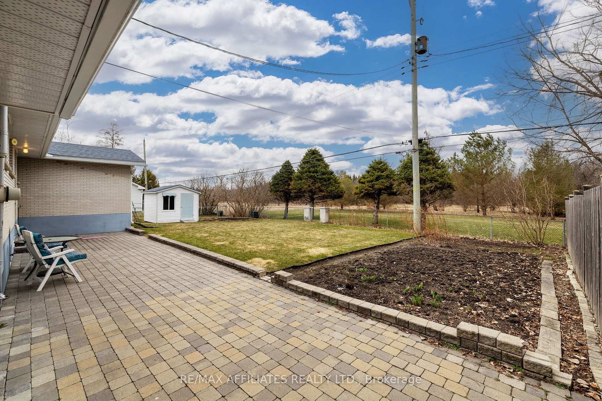 Photo 22 of 26 Parkside Crescent, Ottawa, Meadowlands/Crestview — HOMEH
