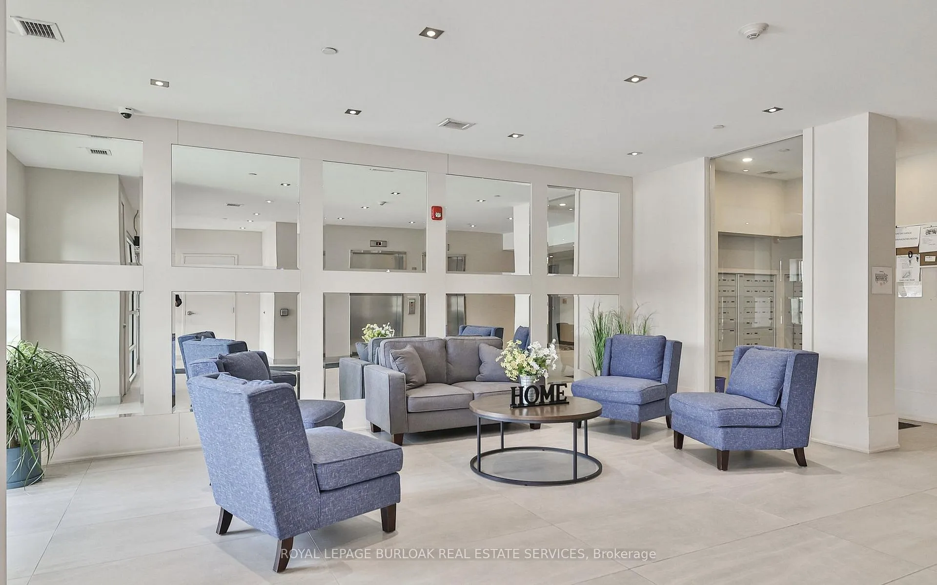Photo 4 of Unit 114, 4040 Upper Middle Road, Burlington, Tansley — HOMEH