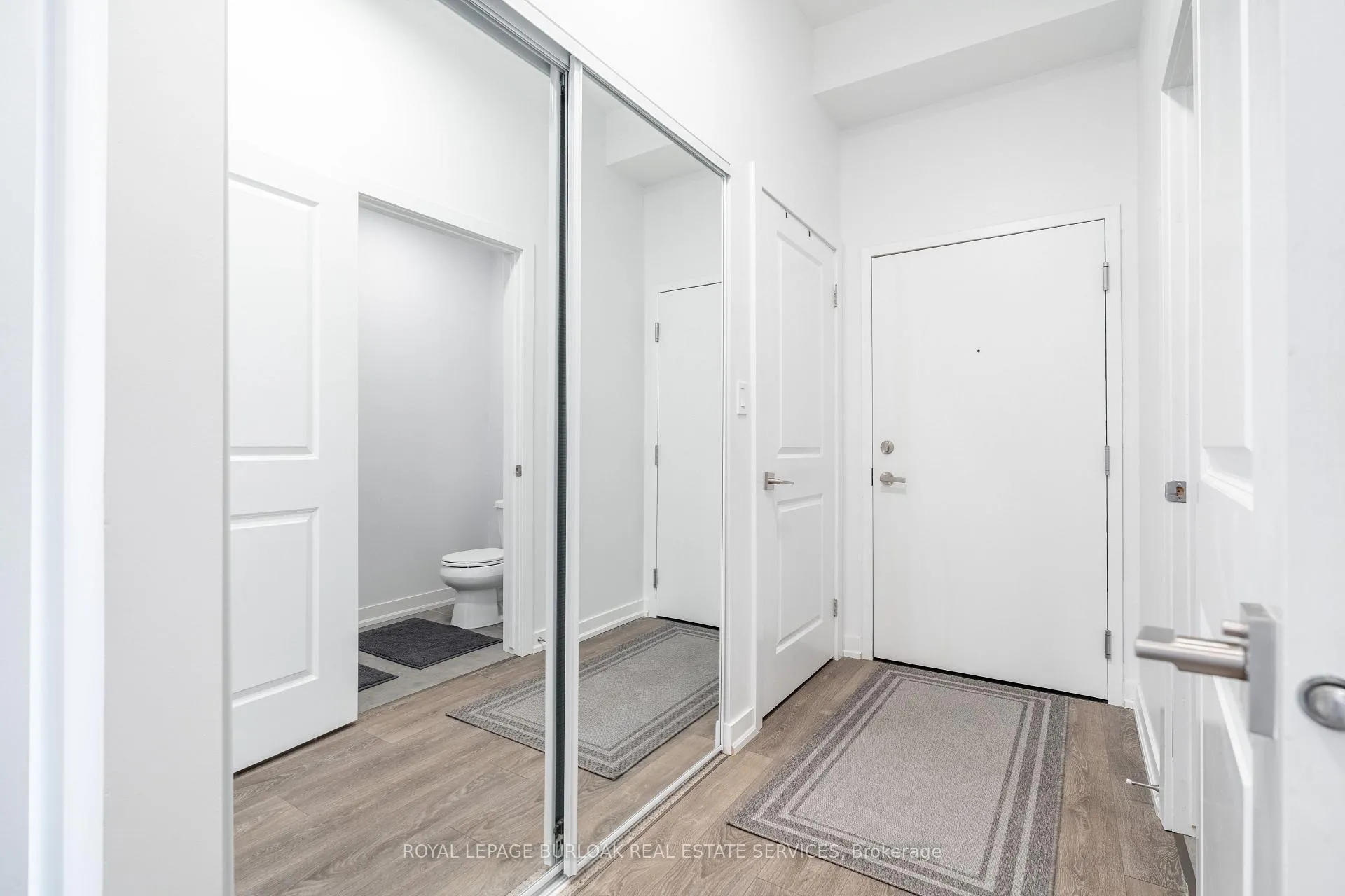 Photo 5 of Unit 114, 4040 Upper Middle Road, Burlington, Tansley — HOMEH