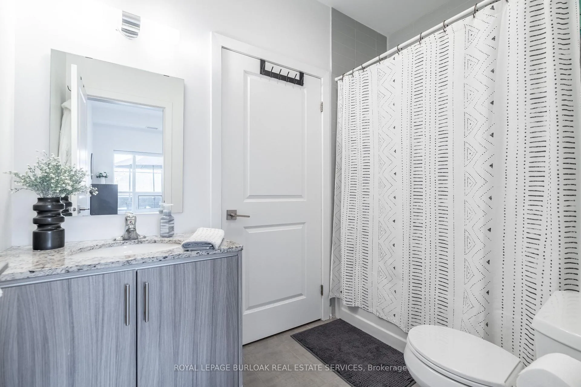 Photo 19 of Unit 114, 4040 Upper Middle Road, Burlington, Tansley — HOMEH