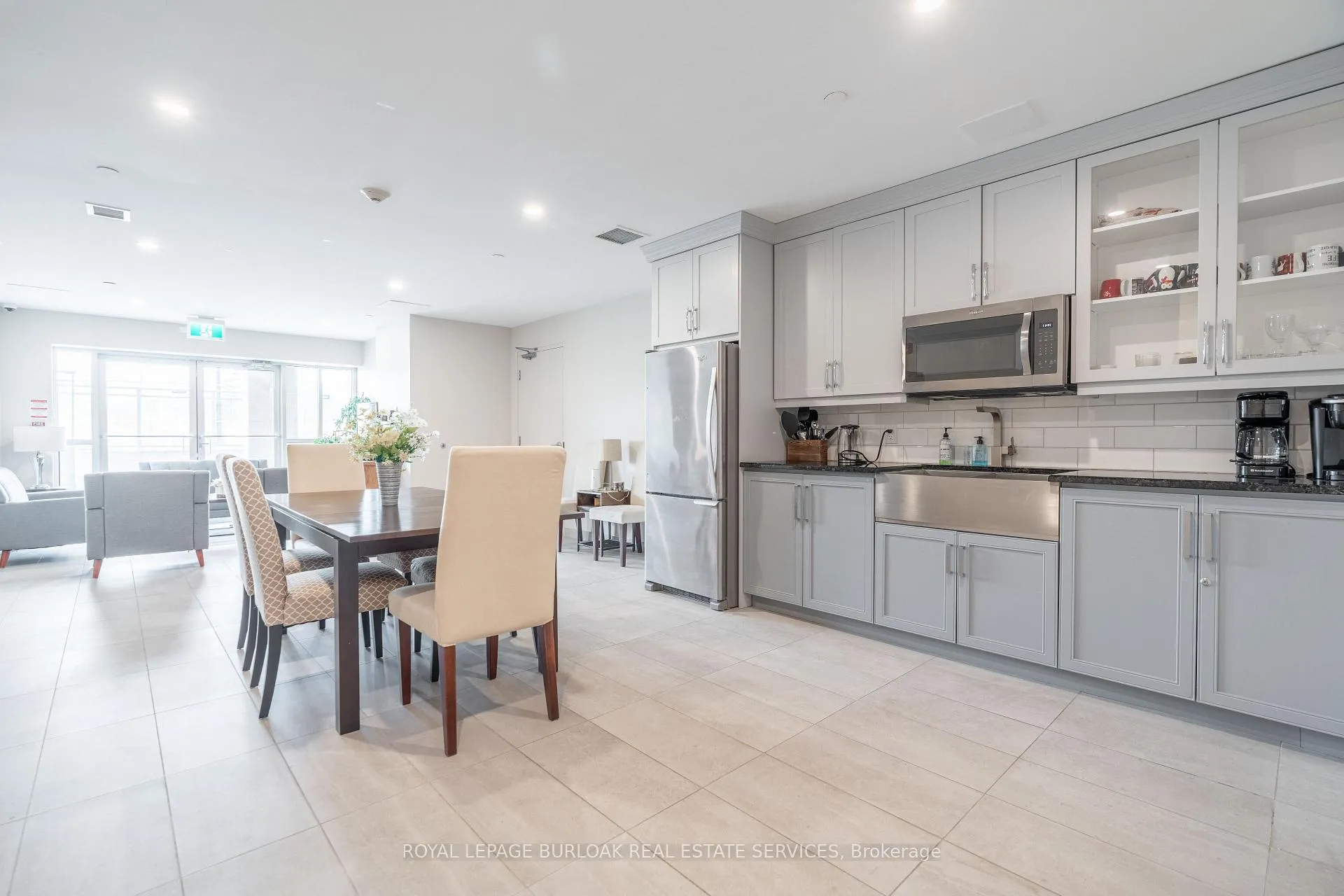 Photo 30 of Unit 114, 4040 Upper Middle Road, Burlington, Tansley — HOMEH