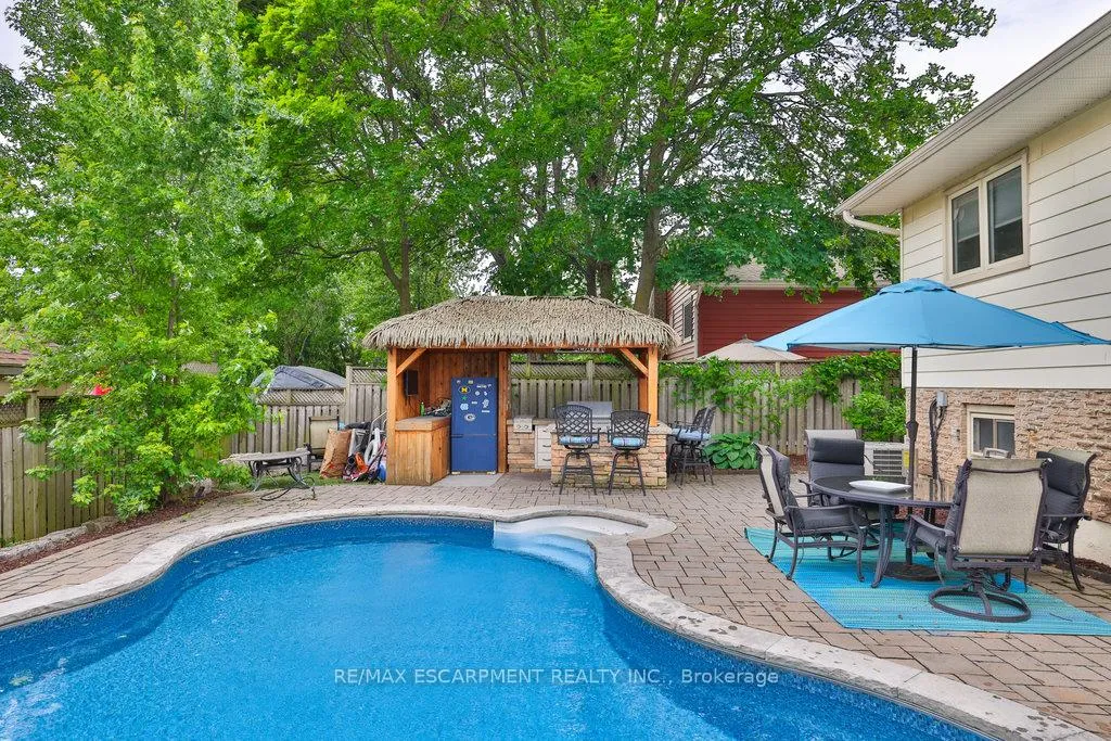 Photo 2 of 3354 Bristol Drive, Burlington, Palmer — HOMEH