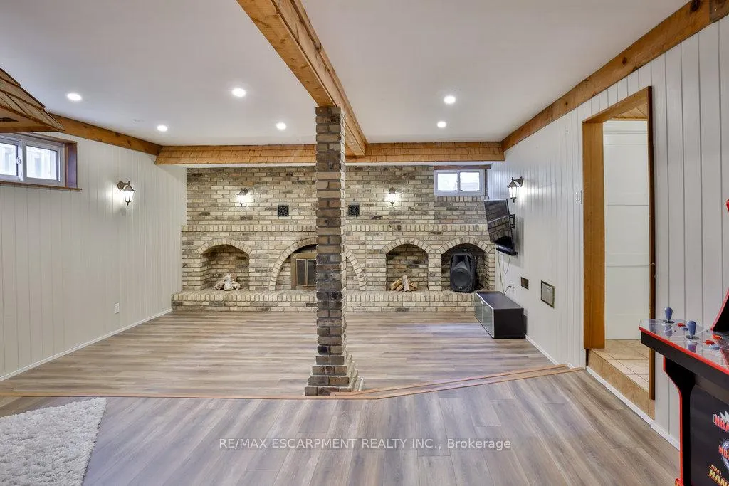 Photo 14 of 3354 Bristol Drive, Burlington, Palmer — HOMEH