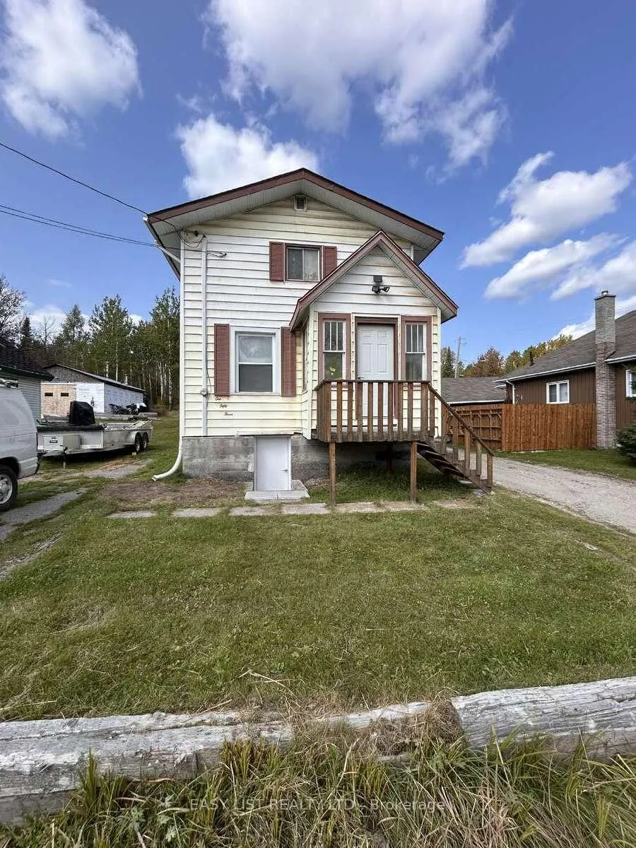 Photo 1 of 153 Third Avenue, Hornepayne — HOMEH