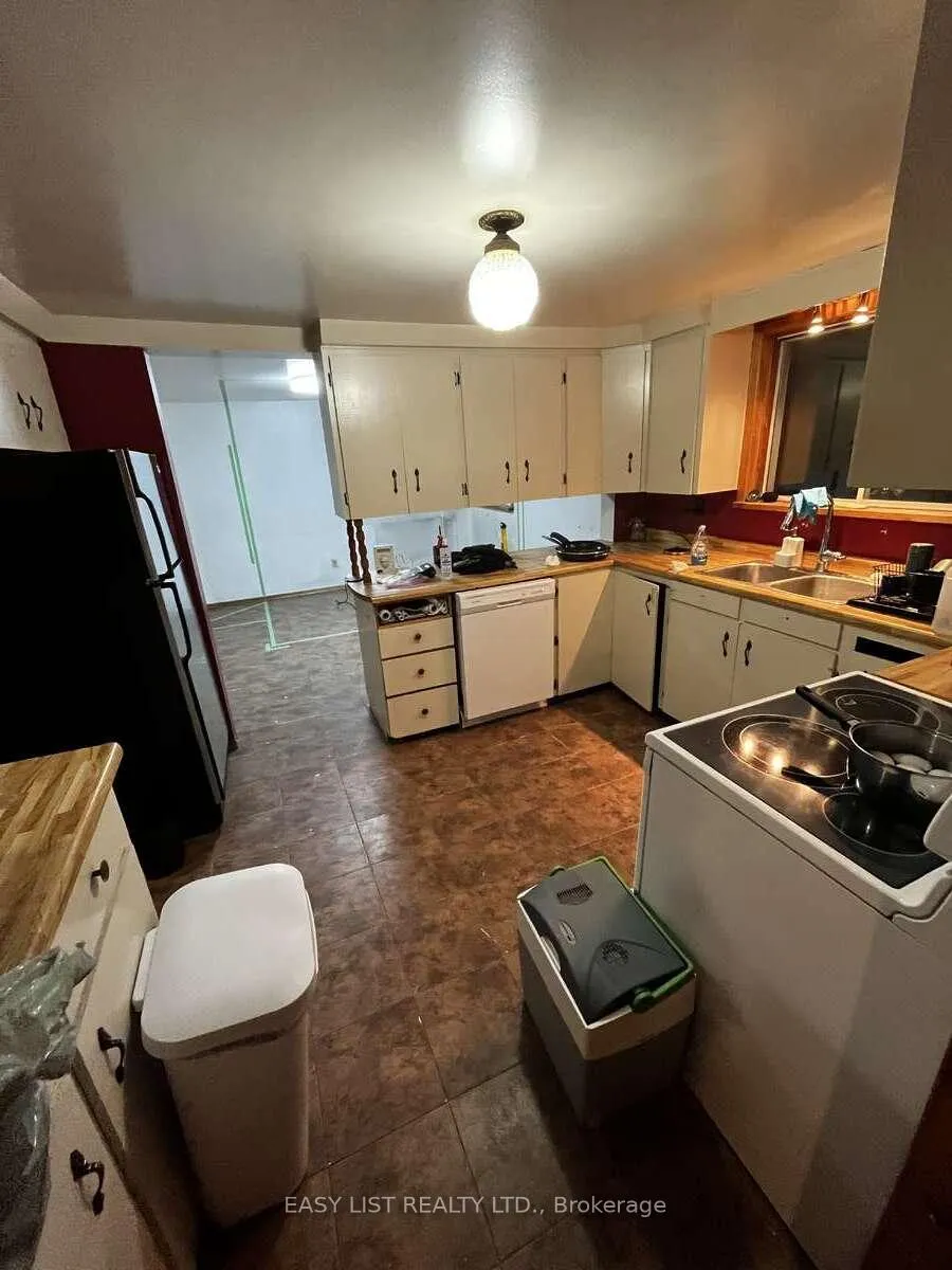 Photo 19 of 153 Third Avenue, Hornepayne — HOMEH