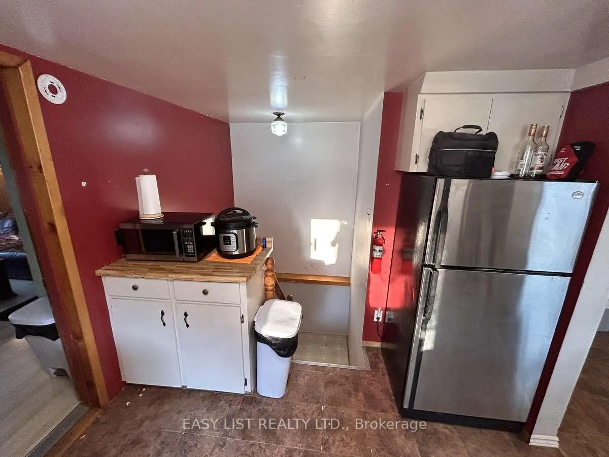 Photo 21 of 153 Third Avenue, Hornepayne — HOMEH