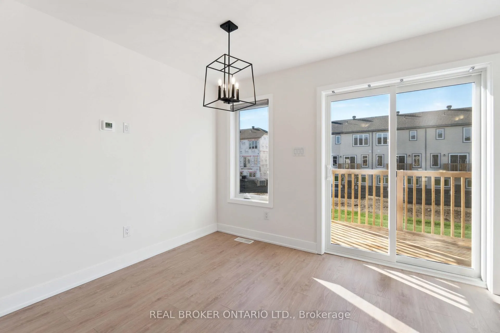 Photo 13 of 73 Staples Boulevard, Smiths Falls — HOMEH