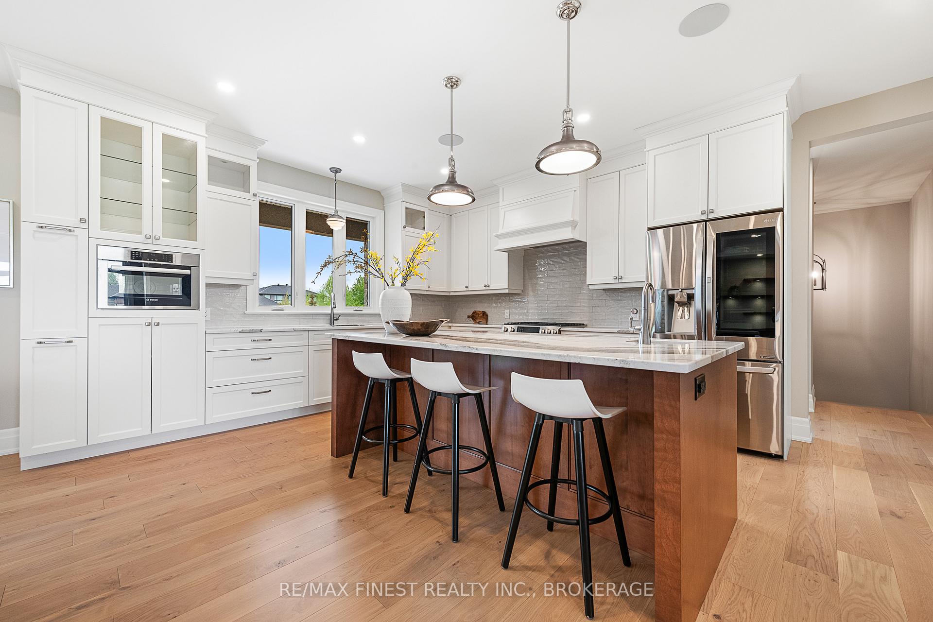 Photo 11 of 717 McManus Avenue, Ottawa, Manotick Village & Manotick Estates — HOMEH